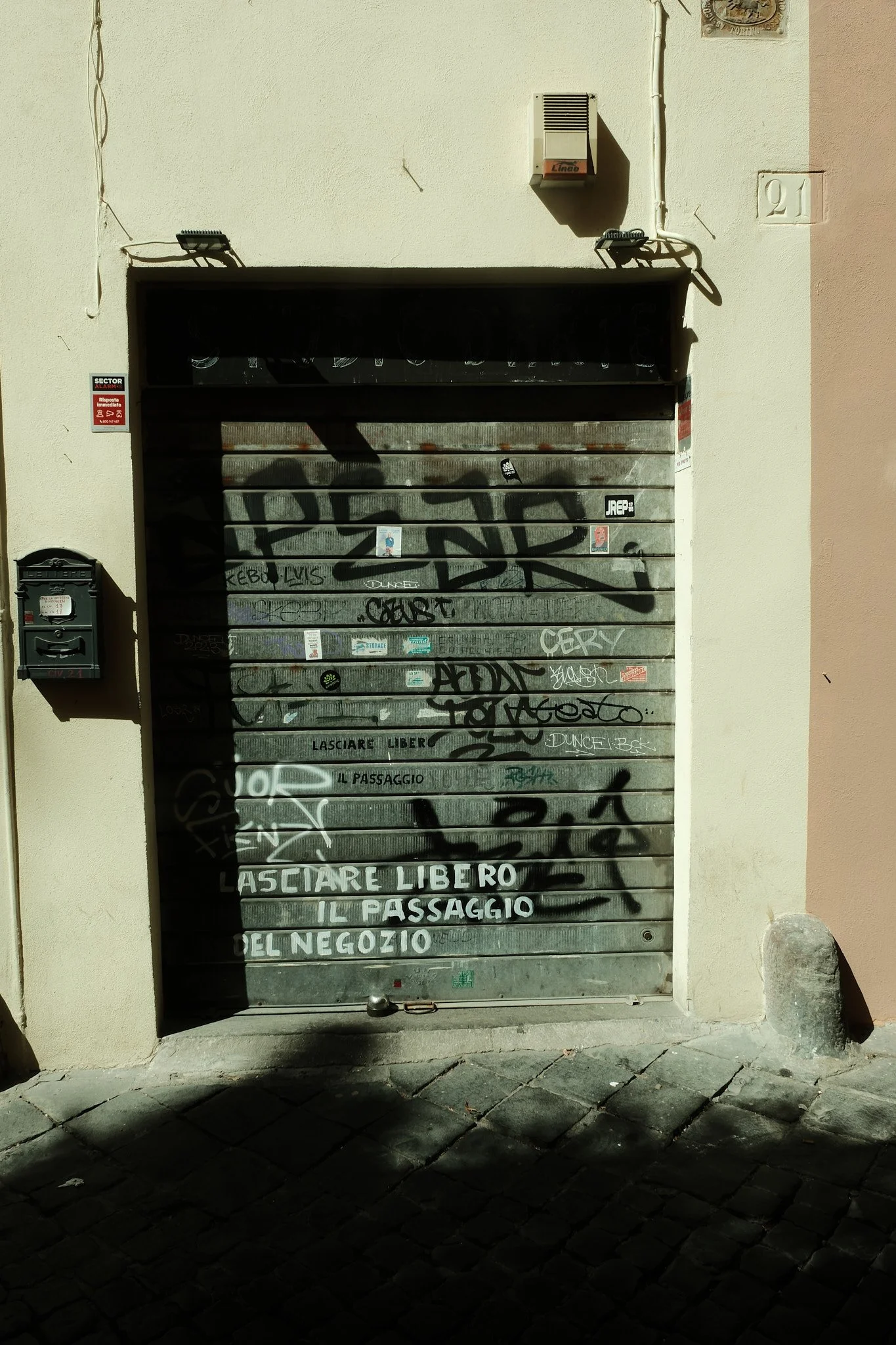 DSCF4595Rome.jpg