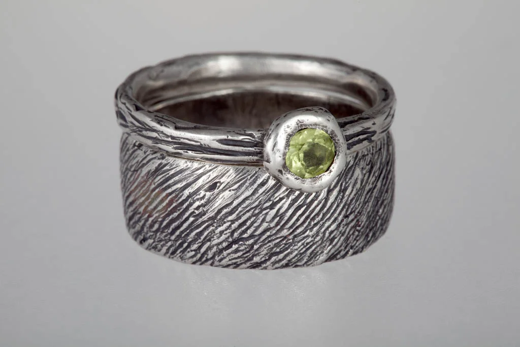 Wide Band and Twig with Peridot