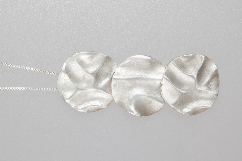 waves-necklace-7760.jpg