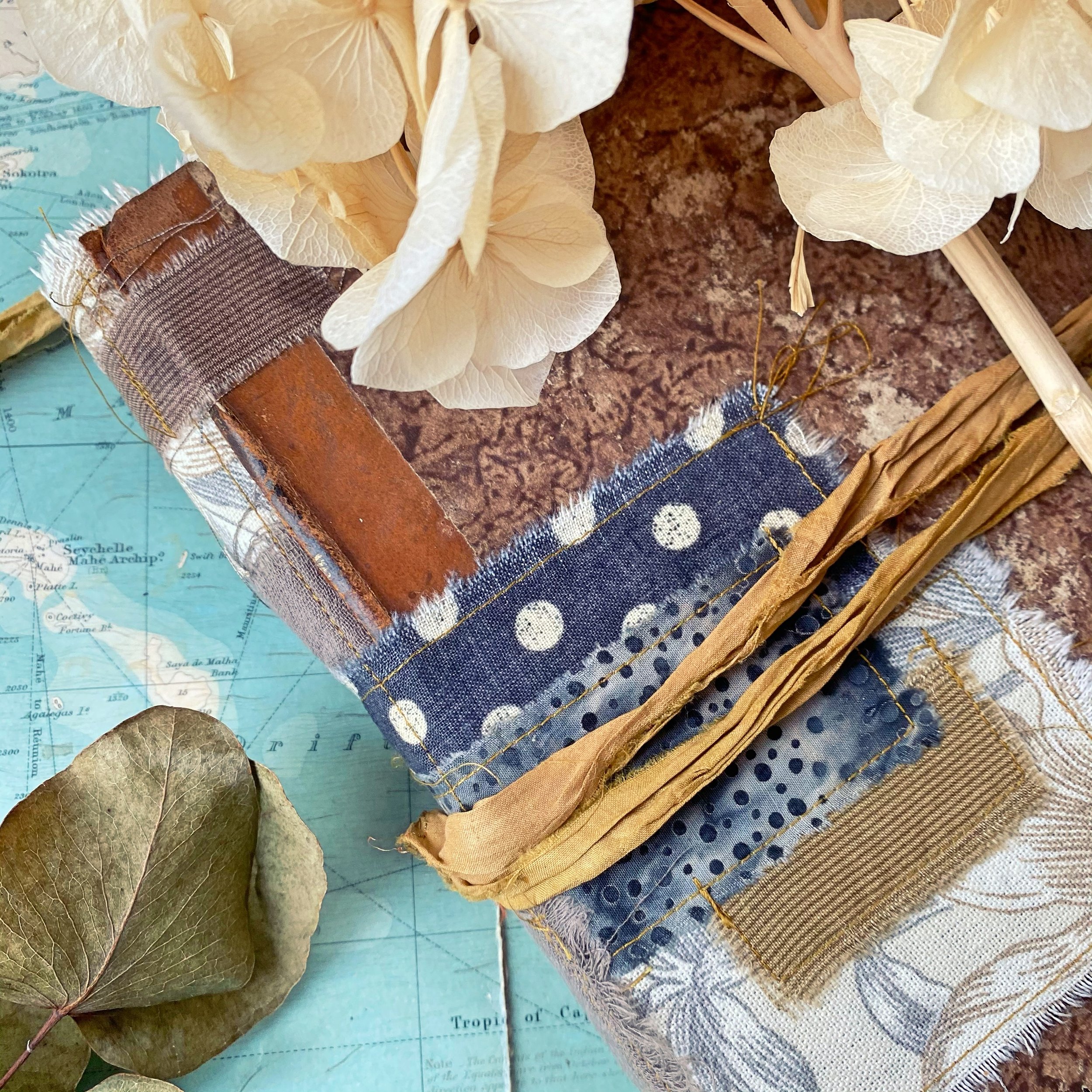 Hard cover vintage Journal 5.JPG