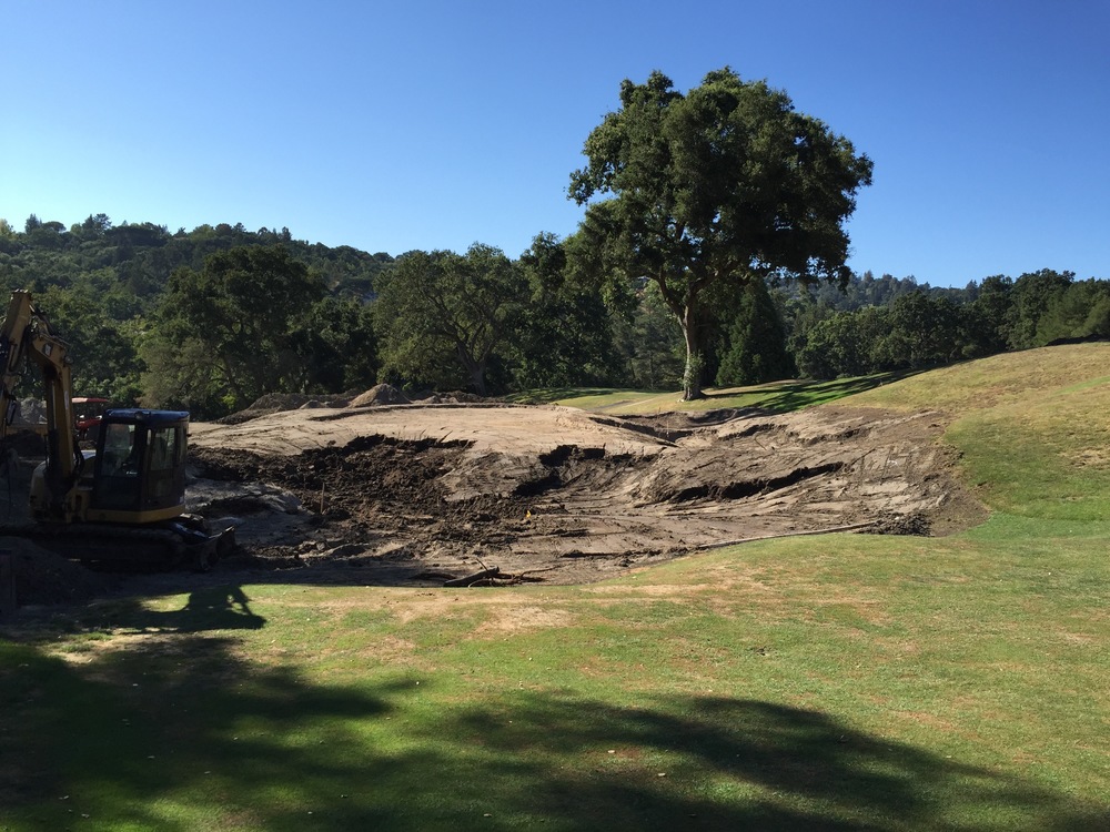 hochstein-design-orinda-cc-hole-8-bunker-construction-3.jpg