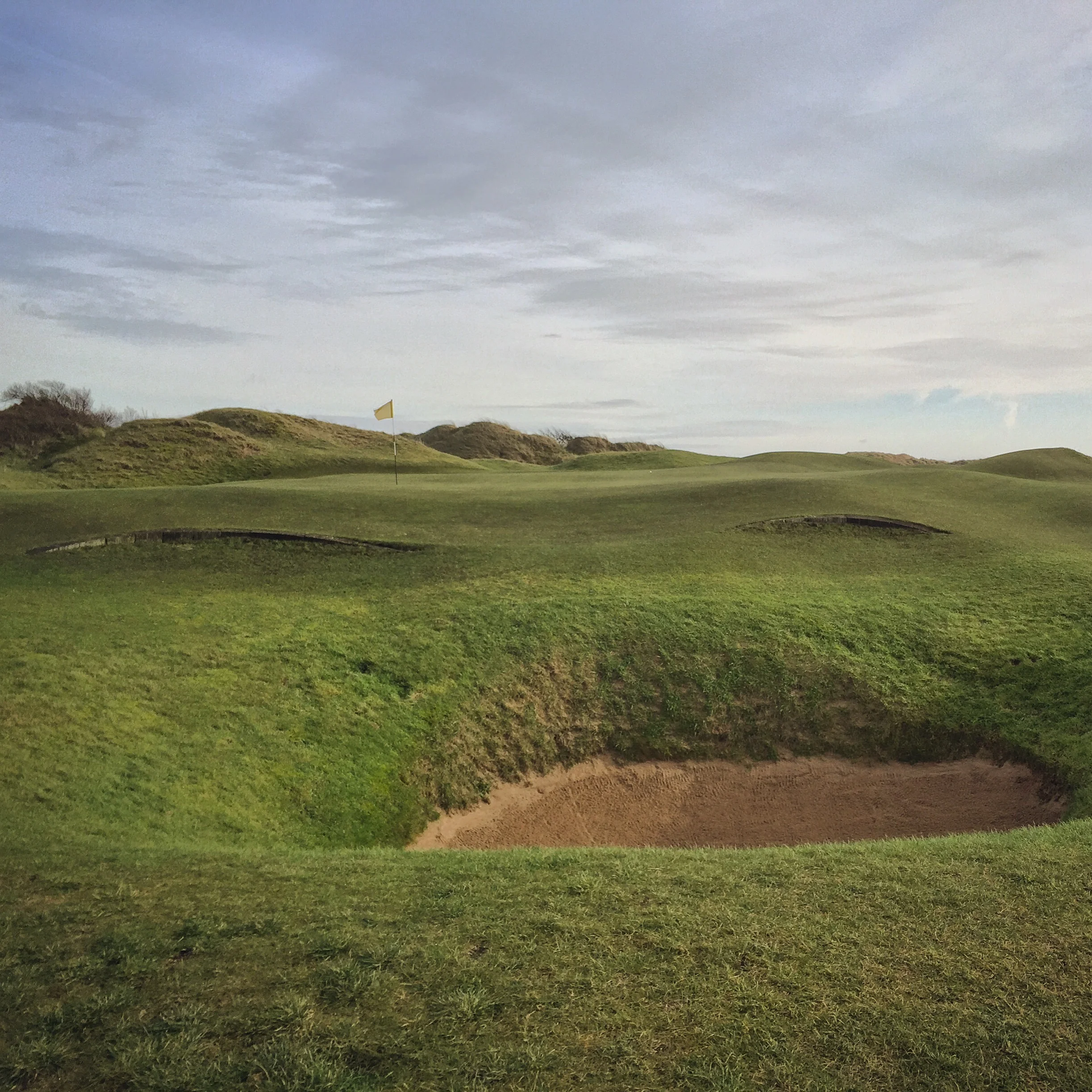 Small wooden ledges, nicknamed "Rye-brows," found on some of the holes at Rye force a pitch shot over them. A unique and effective feature, it is well-timed throughout the round and not overdone, which it well could be.