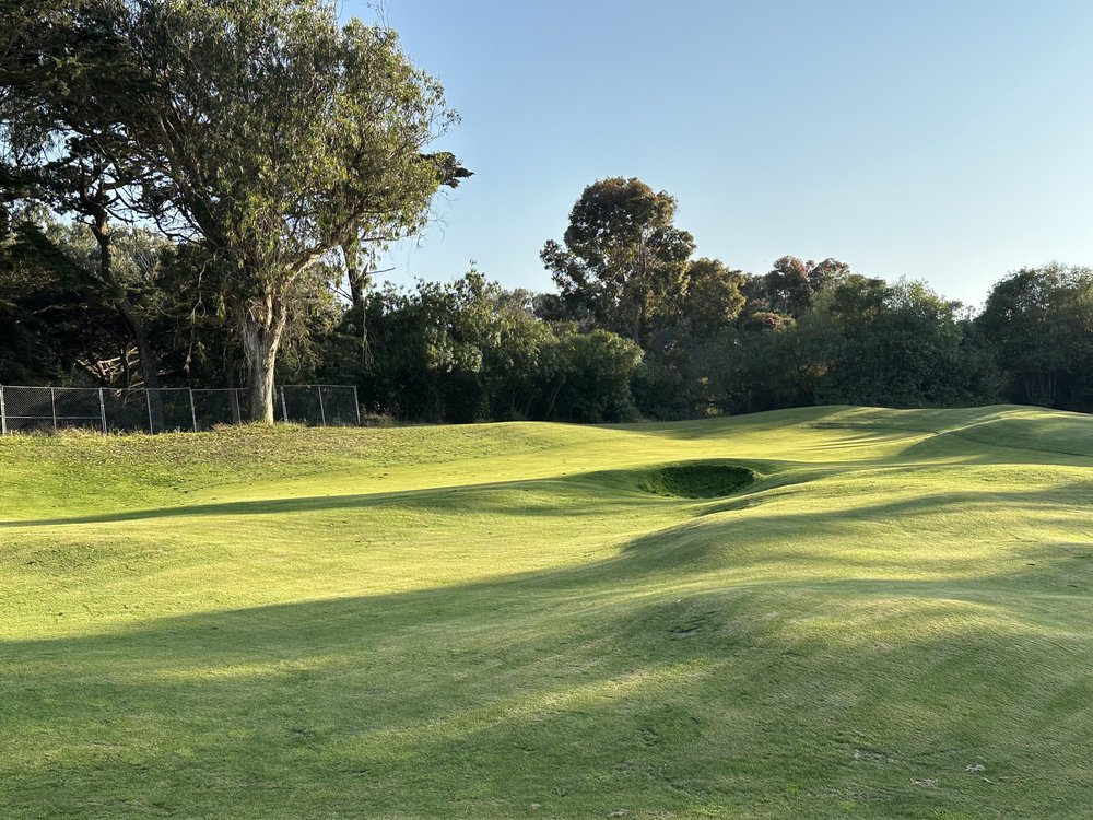 hochstein-design-golden-gate-park-hole-7-shapes-lead-into-bunker.jpeg