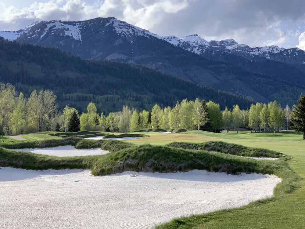 hochstein-design-grass-face-bunkers-teton-pines.jpeg