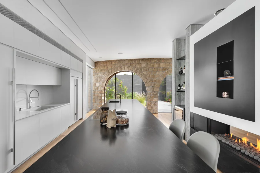 _DSC0701AAA copy.jpg