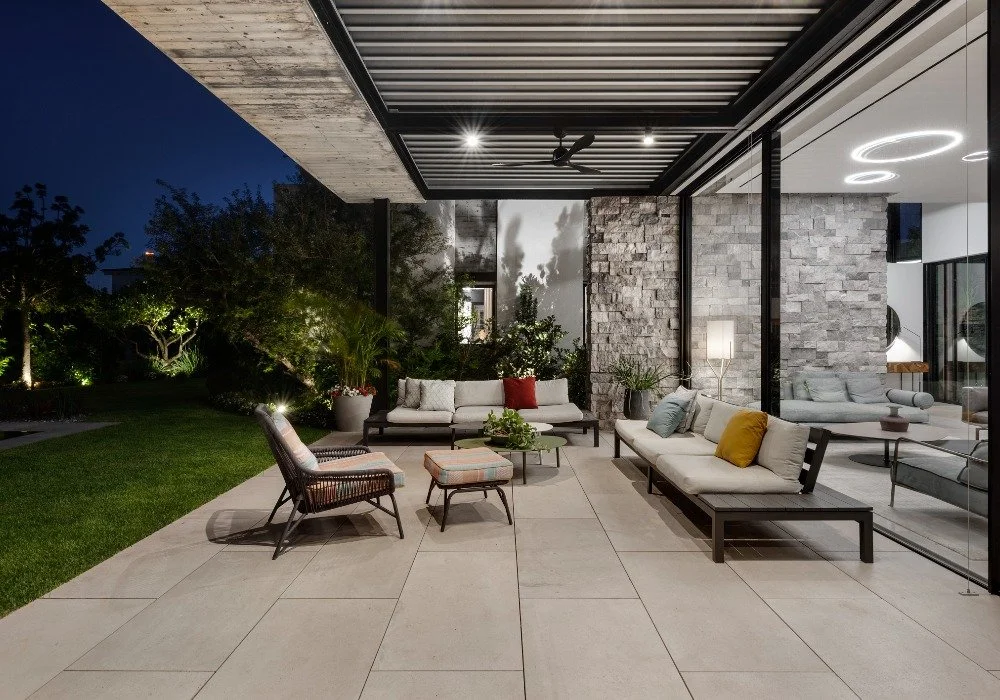 Living room balcony - Night.jpeg