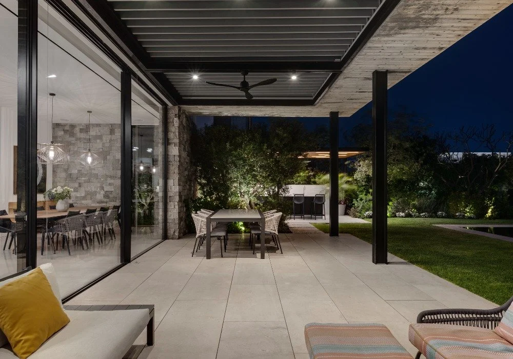 Living room balcony - Night_01.jpeg