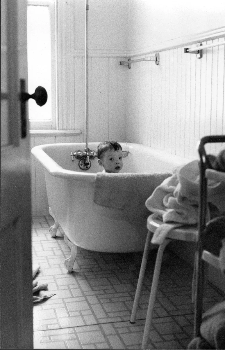 boyintub.jpg