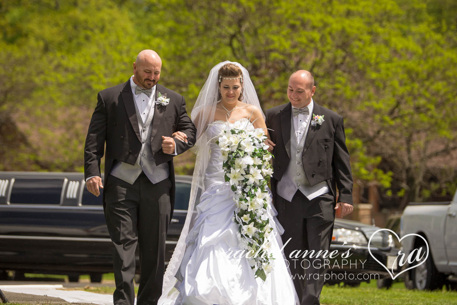 011-TREASURE-LAKE-WEDDING-LAKEVIEW-LODGE.jpg