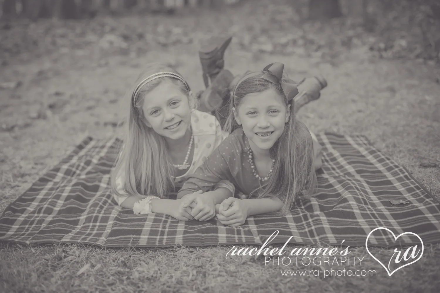 010-ELLINGER-TREASURE-LAKE-FAMILY-PHOTOS.jpg