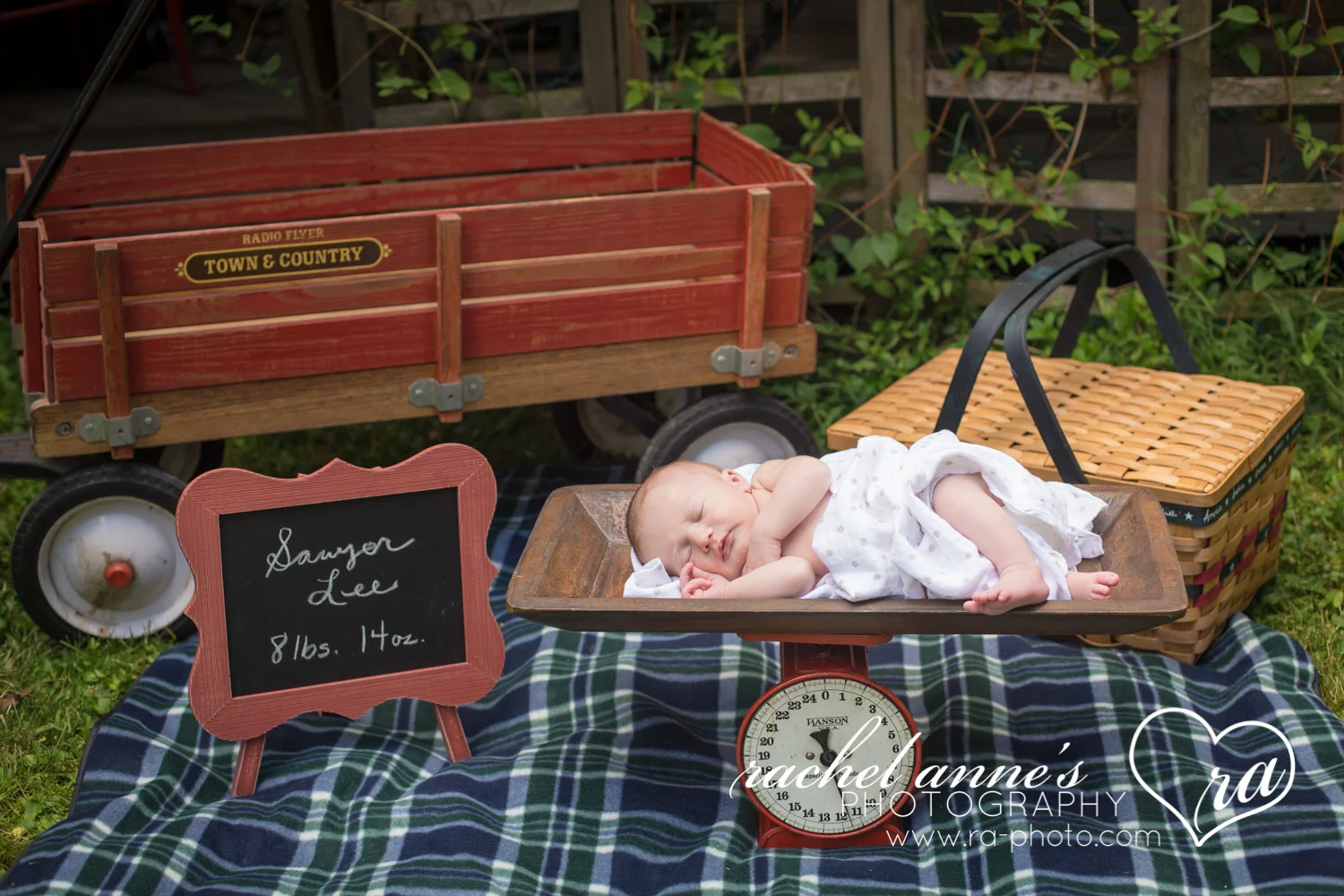 021-SAWYER-NEWBORN-COLOR-SHARE.jpg