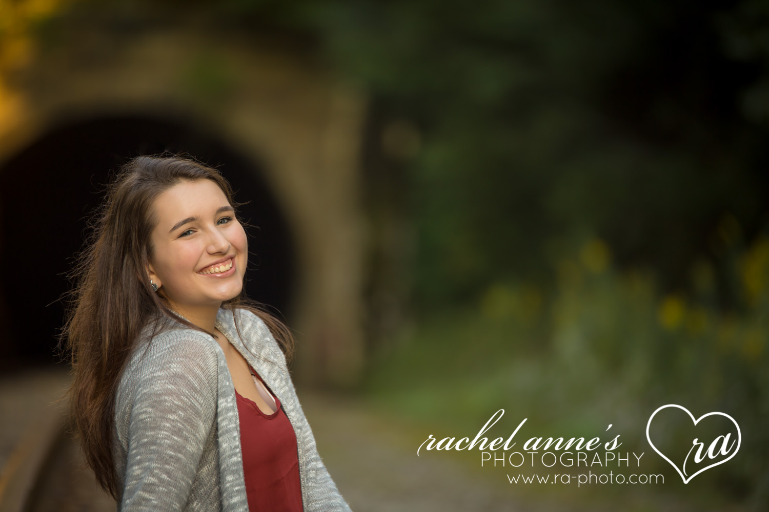 016-DUBOIS-PA-SENIOR-PHOTOS-EMILEE.jpg