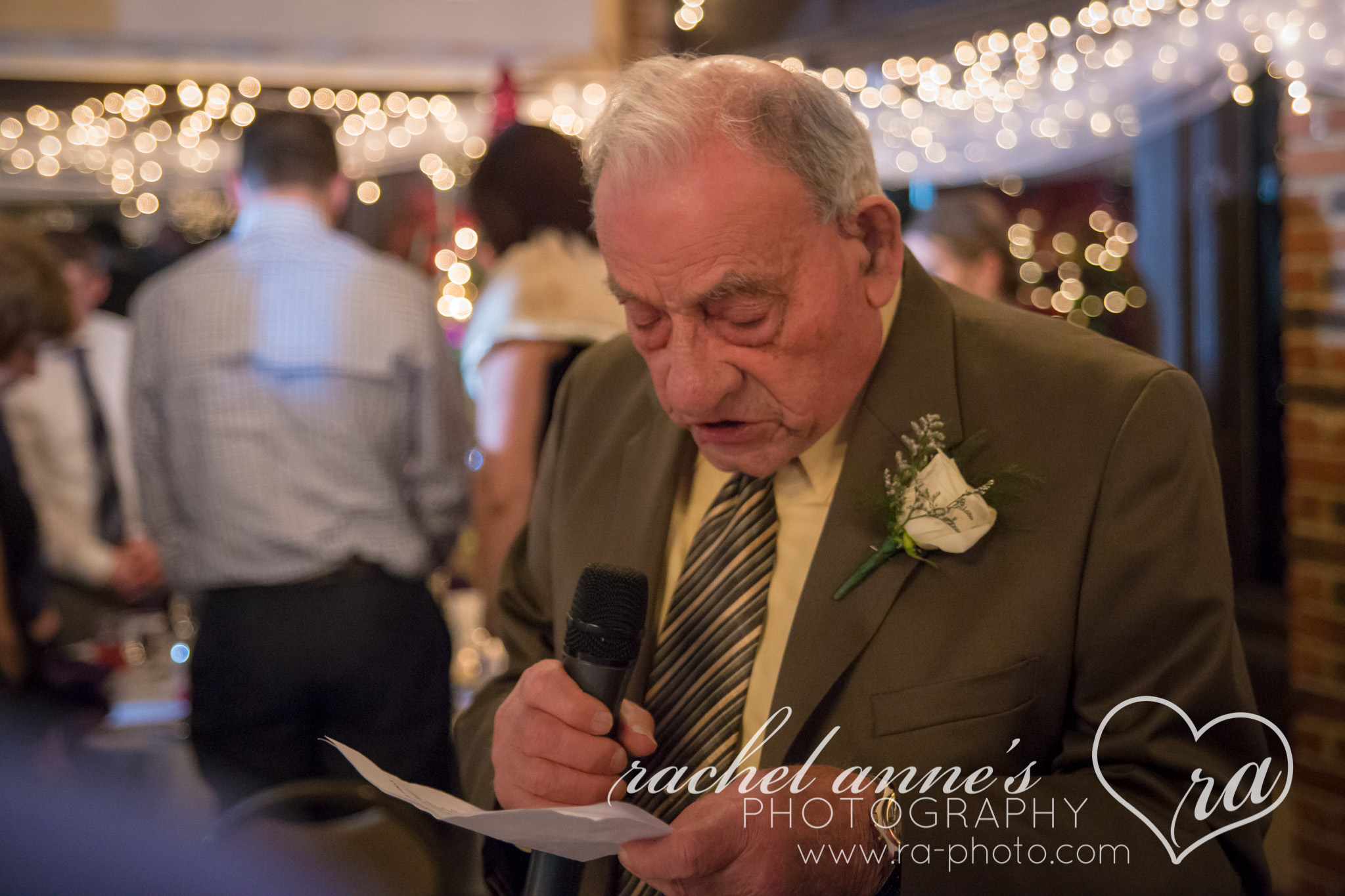 072-CAP-CURWENSVILLE-PA-TREASURE-LAKEVIEW-LODGE-WEDDINGS.jpg