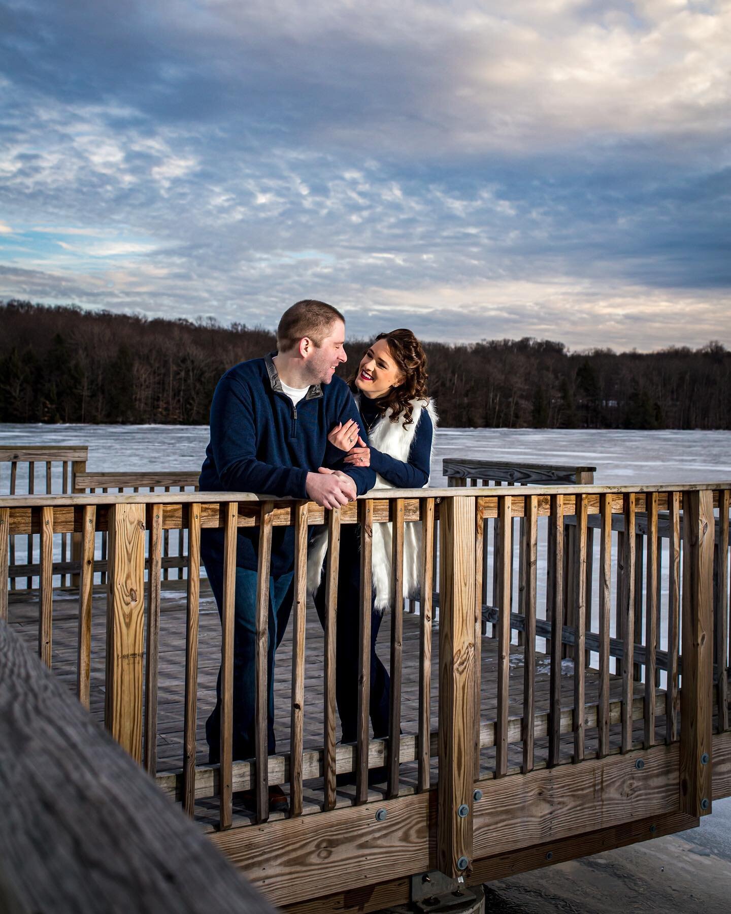 Jared &amp; Tessa were so adorable together while we had fun exploring the stunning scenery of Kyle Lake 🥰 Such an amazing sunset that was stretched across the sky for this engagement shoot too! This photo is just the start of it, check out their bl