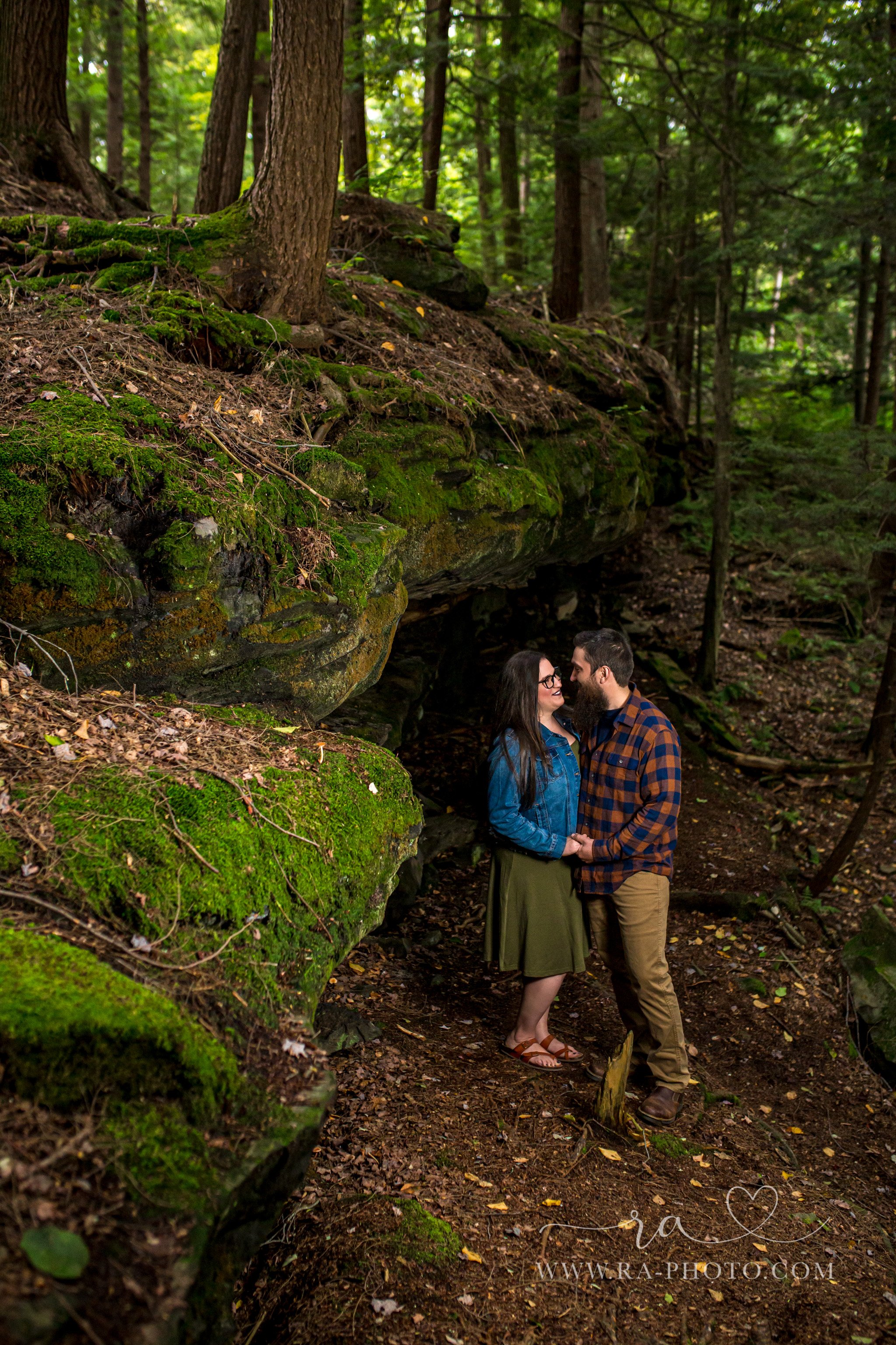 013-MGS-FALLS-CREEK-PA-ENGAGEMENT-PICTURES.jpg