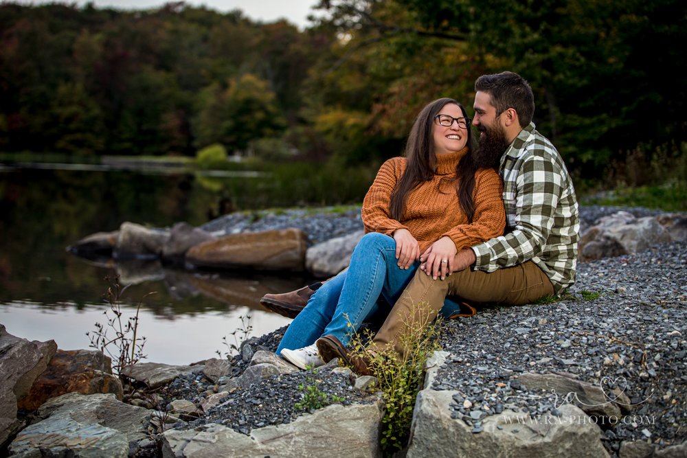 038-MGS-FALLS-CREEK-PA-ENGAGEMENT-PICTURES.jpg