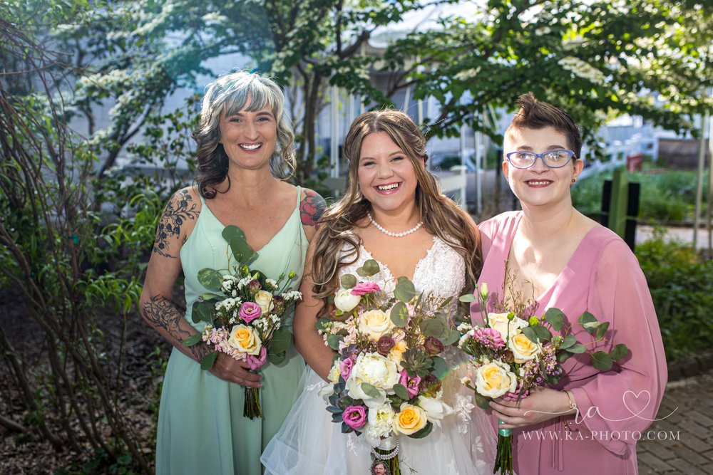 003-JNM-PHIPPS-CONSERVATORY-PITTSBURGH-ZOO-AQUARIUM-WEDDINGS.jpg