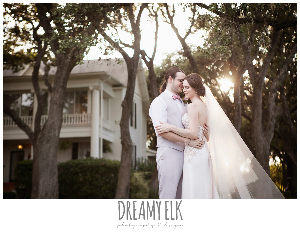 outdoor bride and groom portraits, long veil, groom in vest and bow tie, the winfield inn, photo {dreamy elk photography and design}