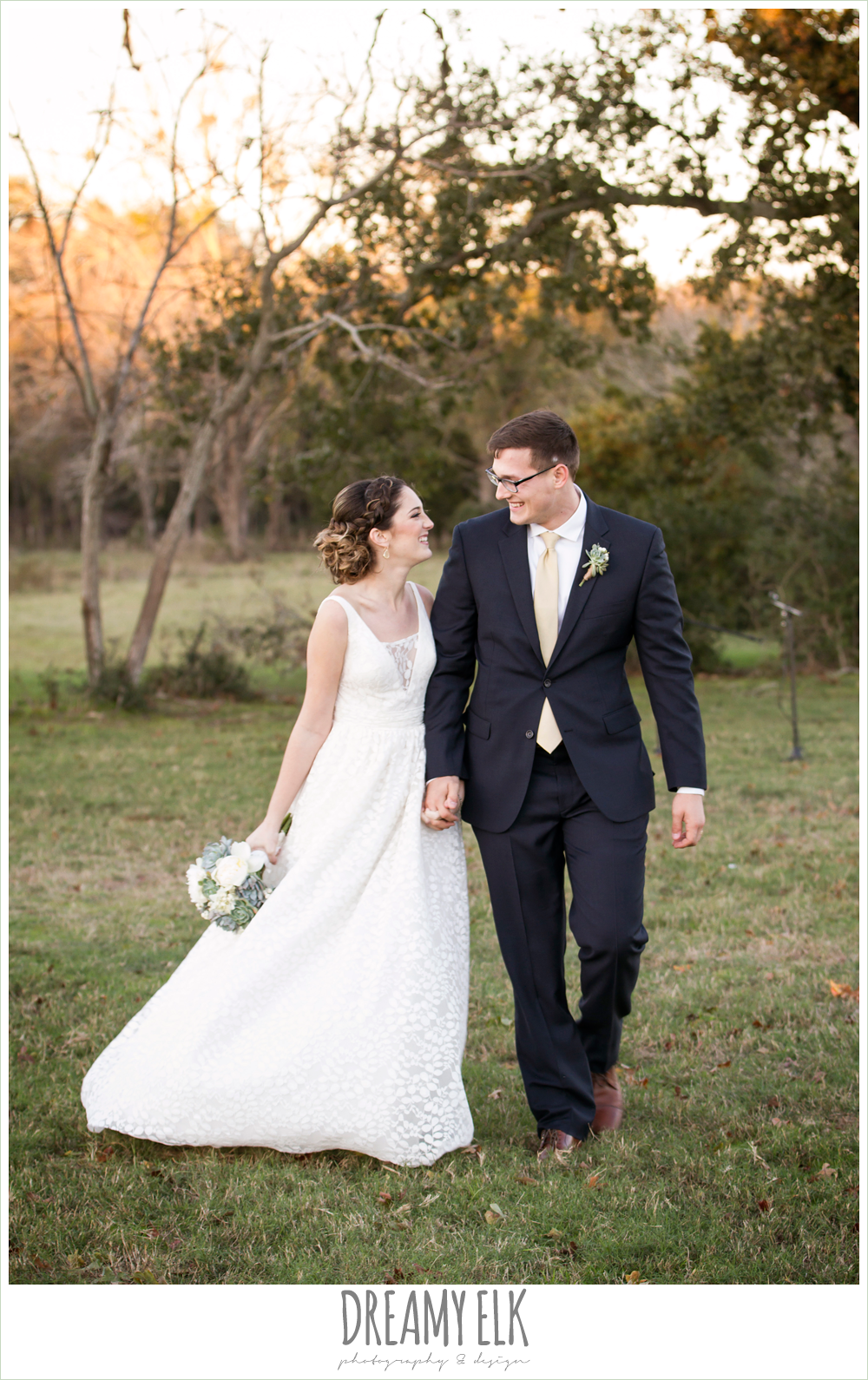 lauryn&brent {wedding} the amish barn at edge
