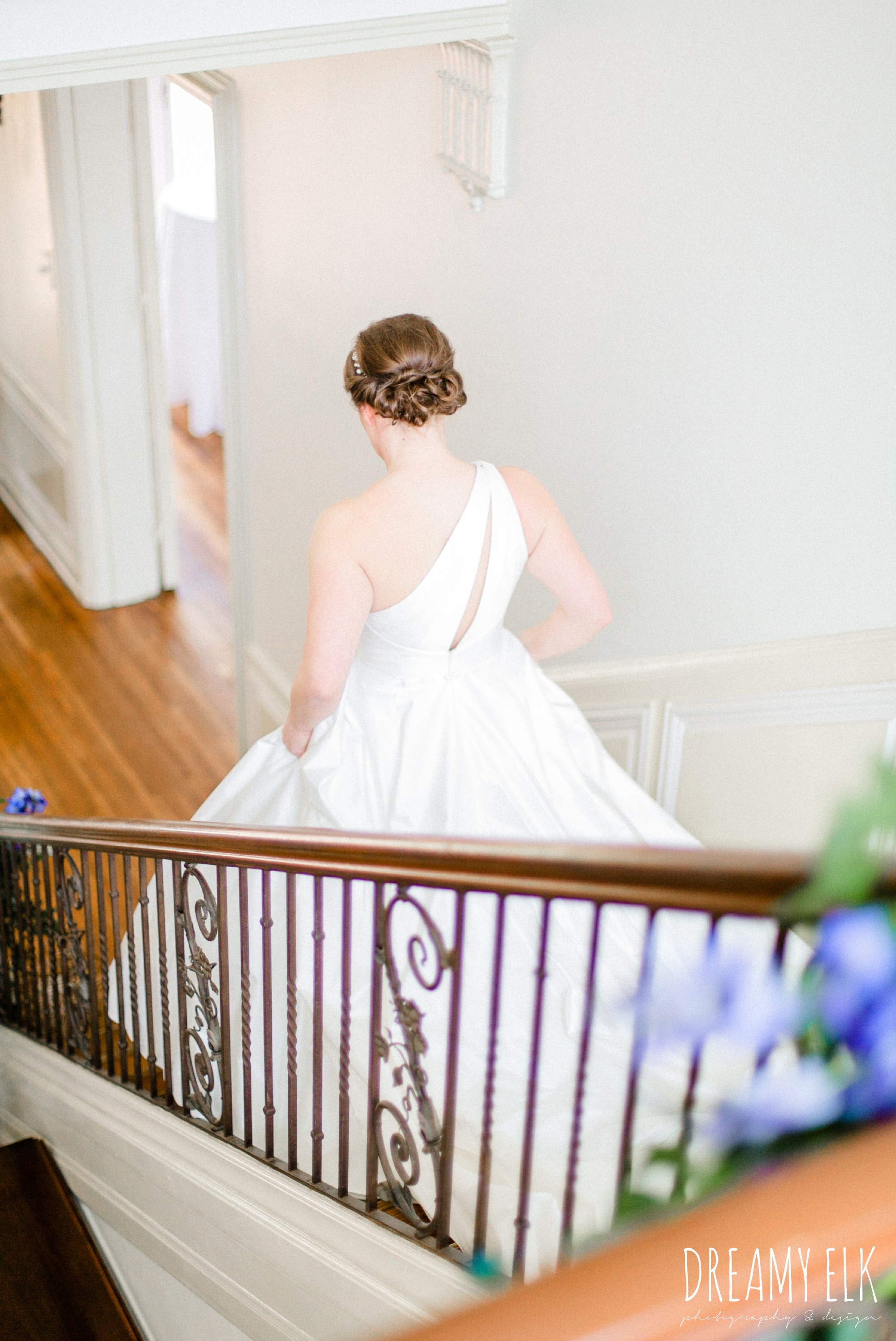 bride walking down the aisle, modern wedding dress ballgown, wedding hair updo, spring wedding, the astin mansion, bryan, texas, spring wedding, dreamy elk photography and design