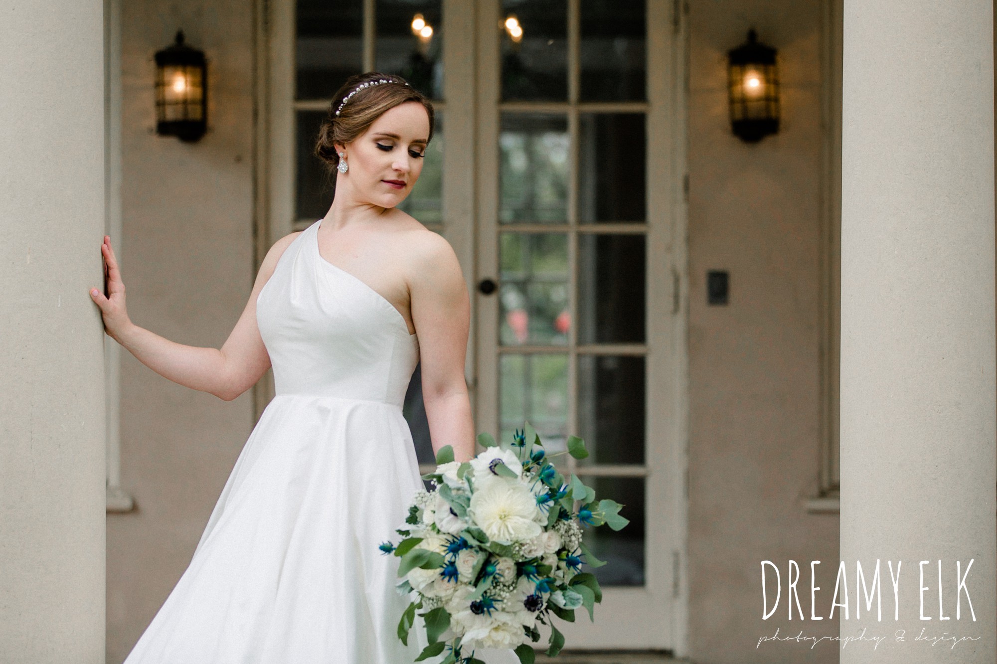 wedding hair updo, modern wedding dress ballgown, spring wedding, the astin mansion, bryan, texas, spring wedding, dreamy elk photography and design