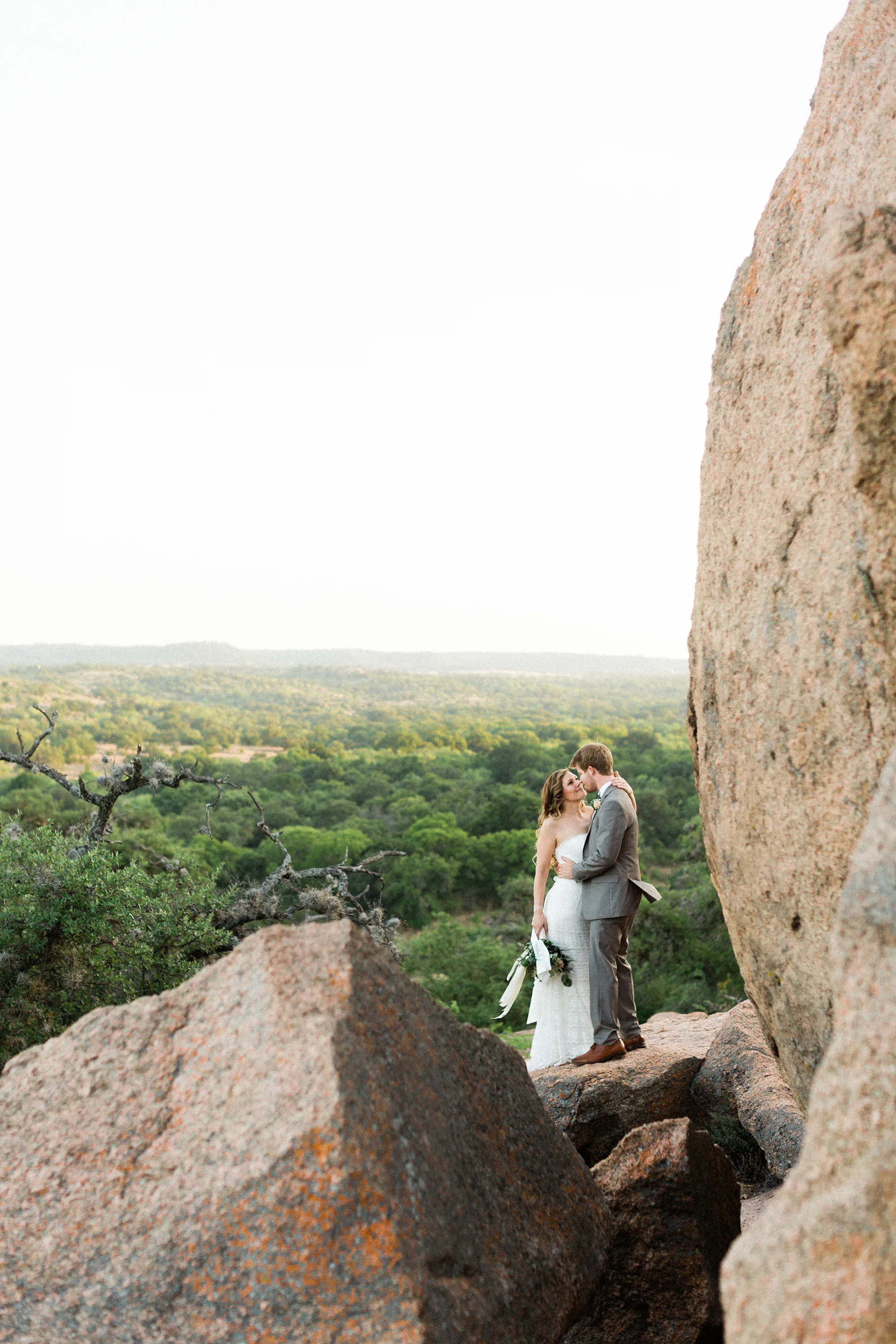 Mary & Travis wedding photo dreamy elk photography & design