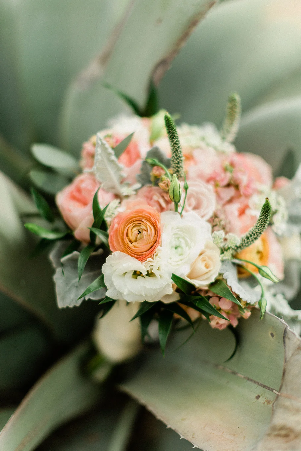 the bridal bouquet {how to prep for your bridal session}