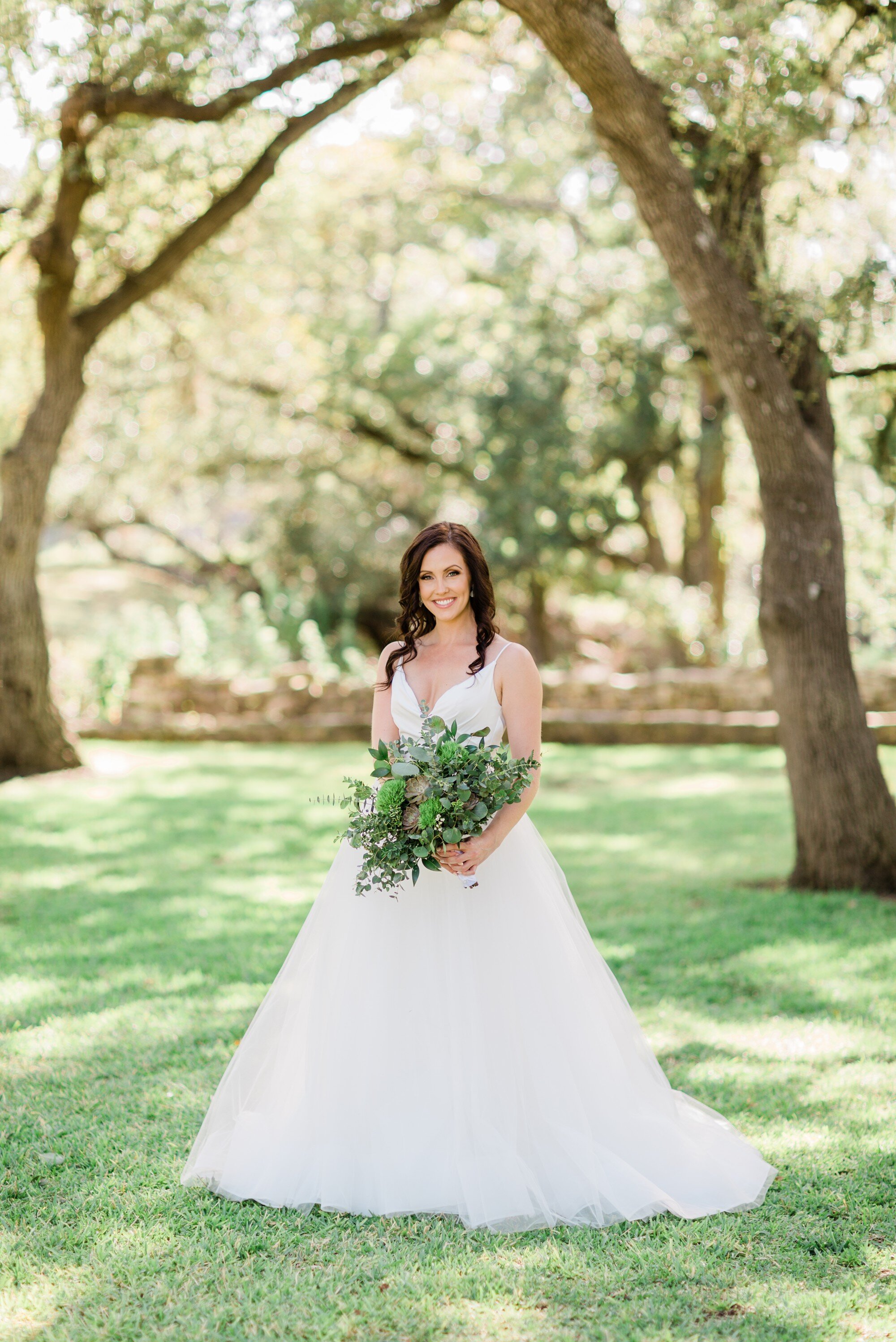 austin_wedding_photographer_brittany_paul_addison_grove_11.jpg