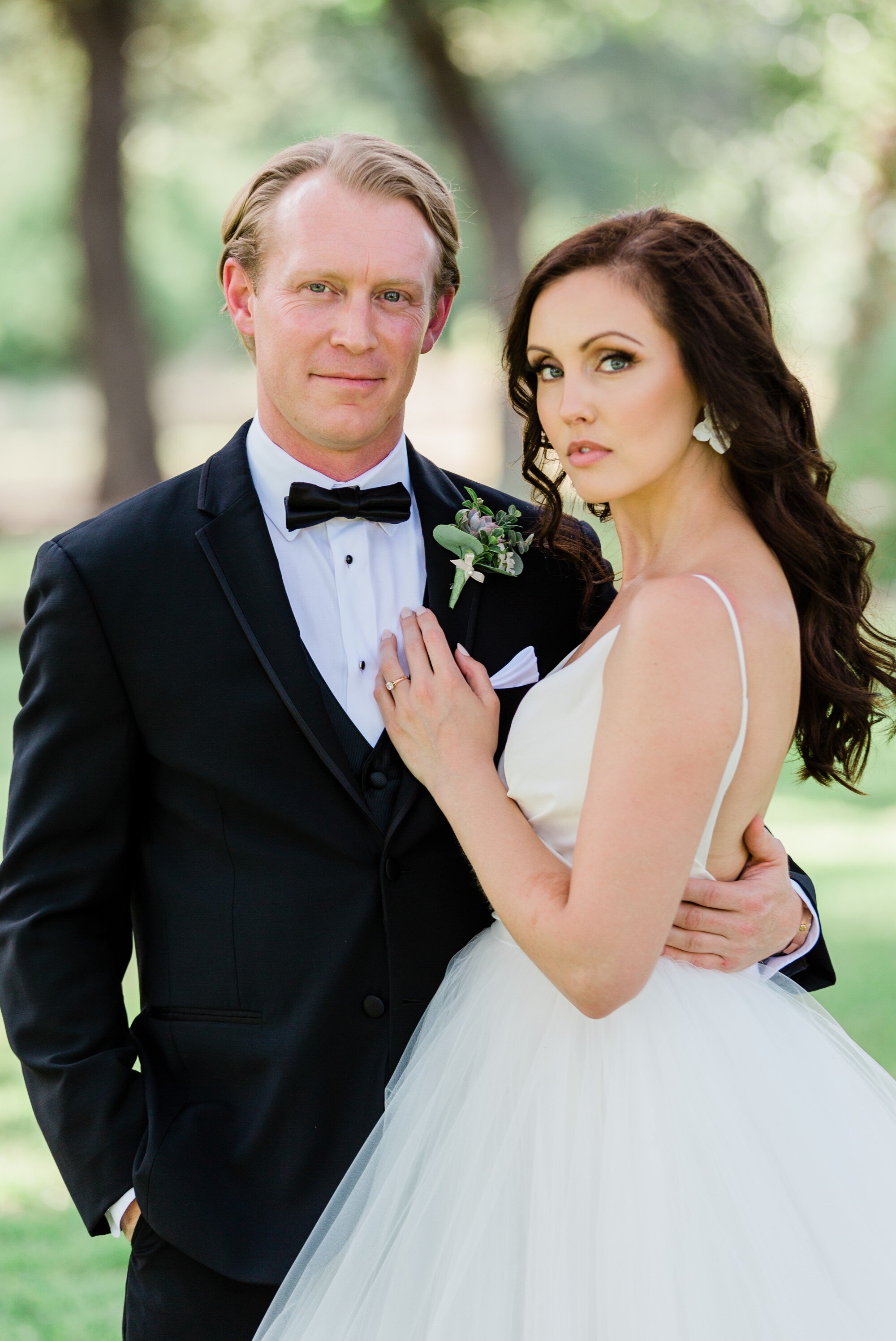 austin_wedding_photographer_brittany_paul_addison_grove_19.jpg