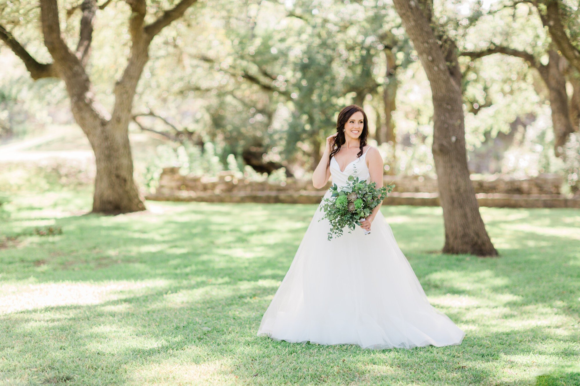 austin_wedding_photographer_brittany_paul_addison_grove_21.jpg