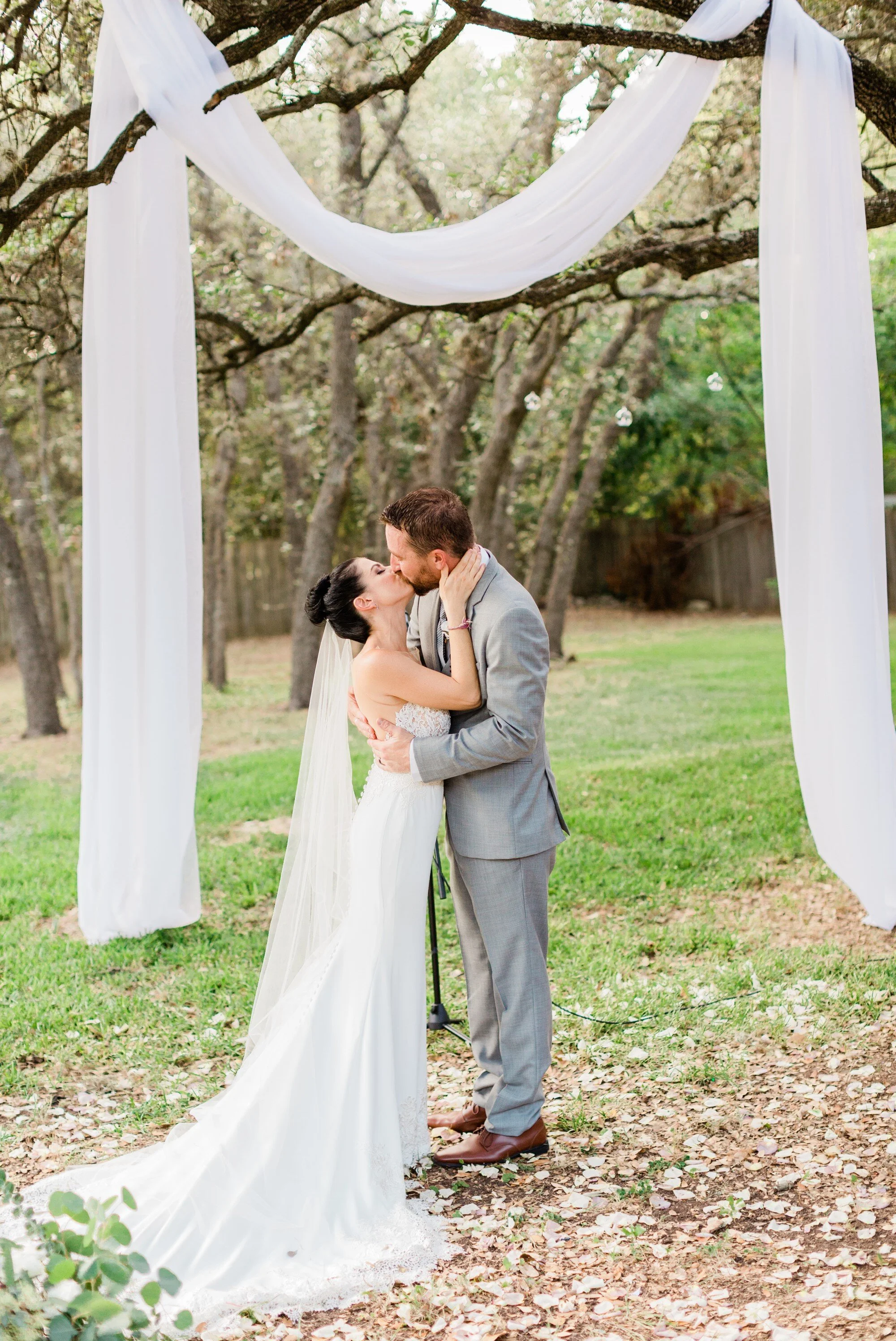 rebecca&jacob-austin-backyard-elopement 19.jpg