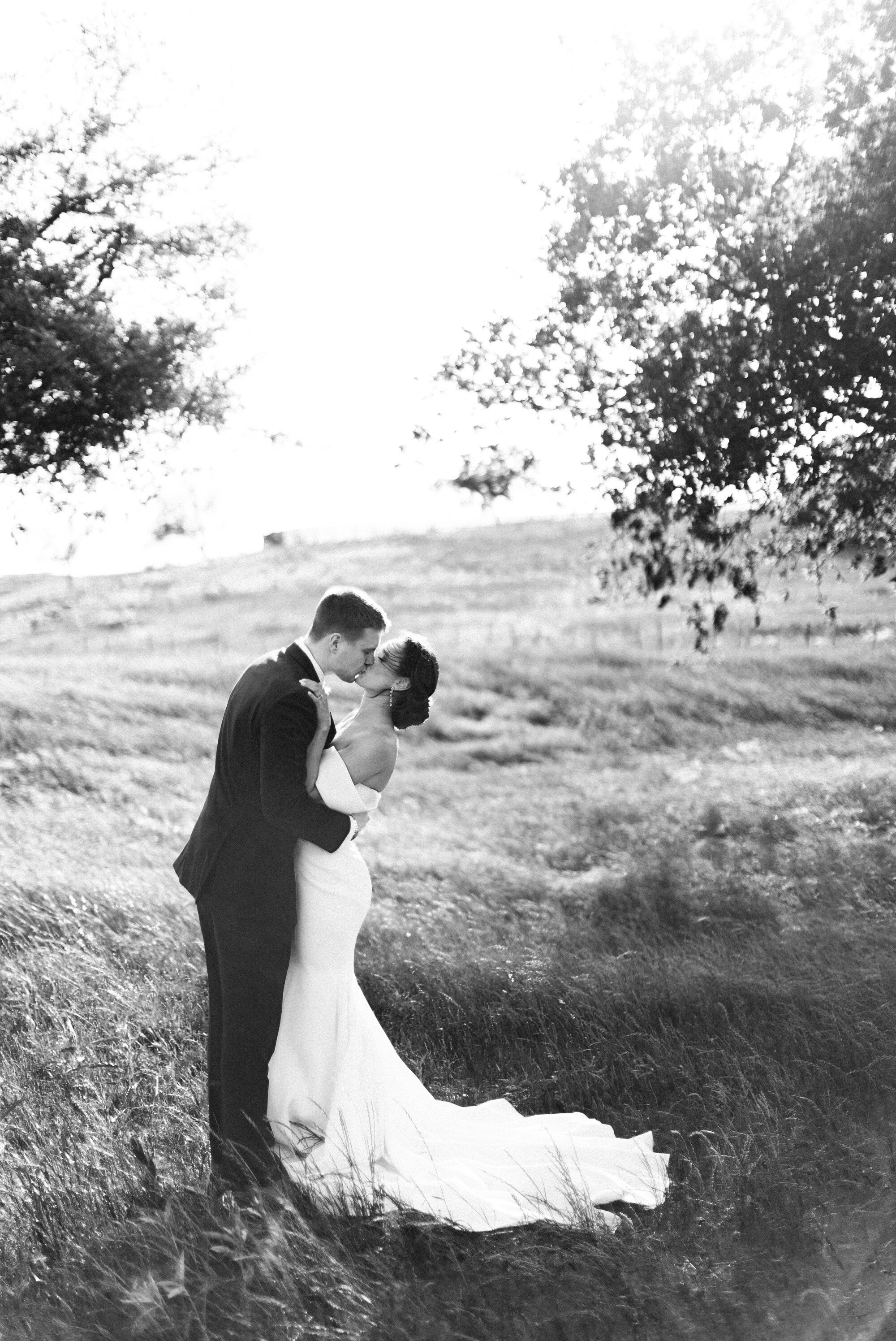 hailey-dalton-austin-wedding-photography-37.jpg
