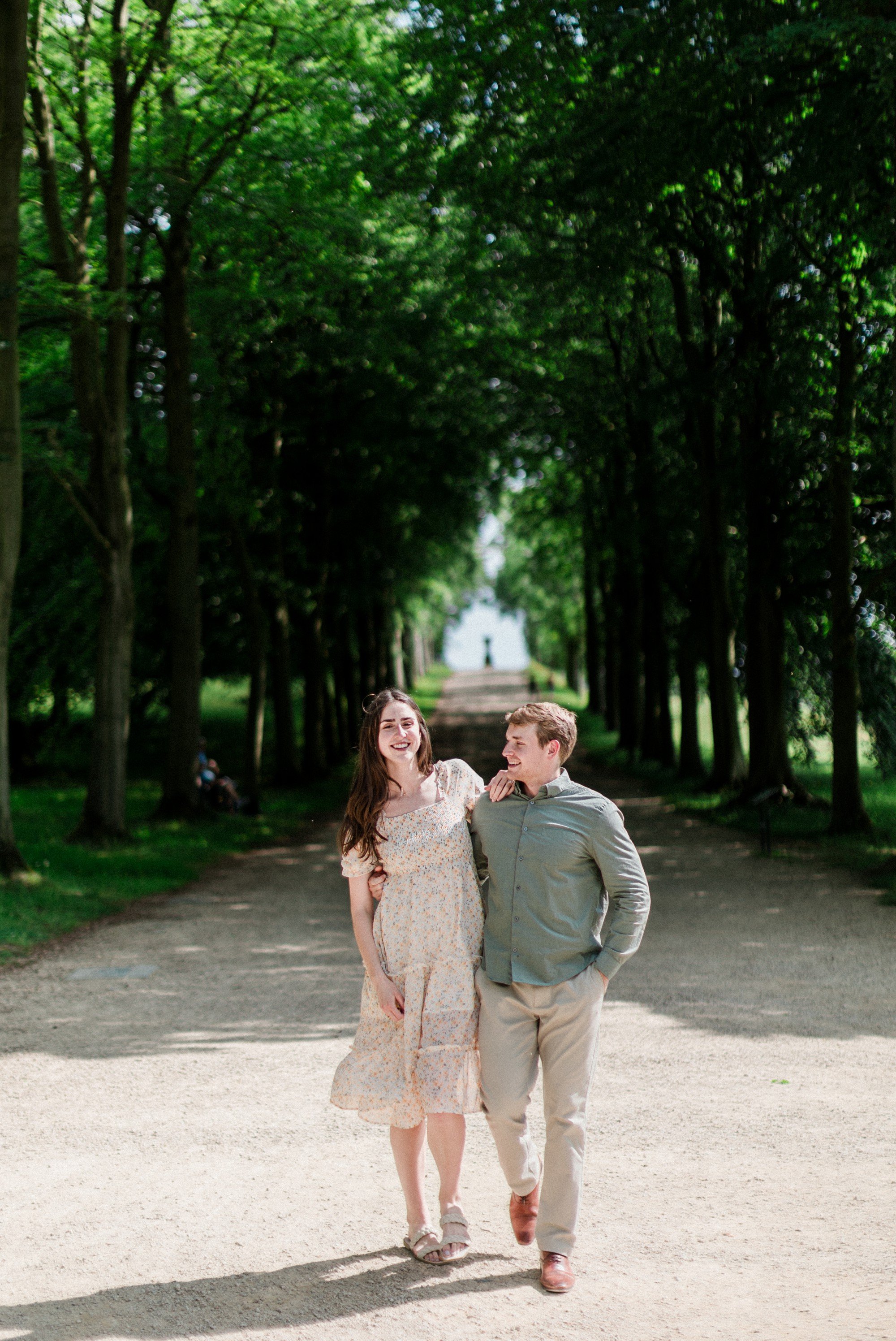 riley-jaxon-chatsworth-house-engagement-photos- 14.jpg