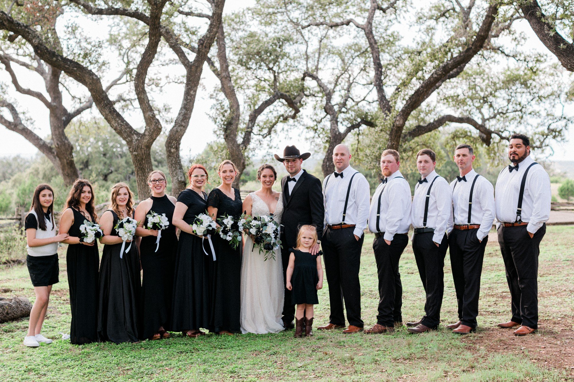 helena-kris-inspiring-oaks-ranch-wedding 20.jpg
