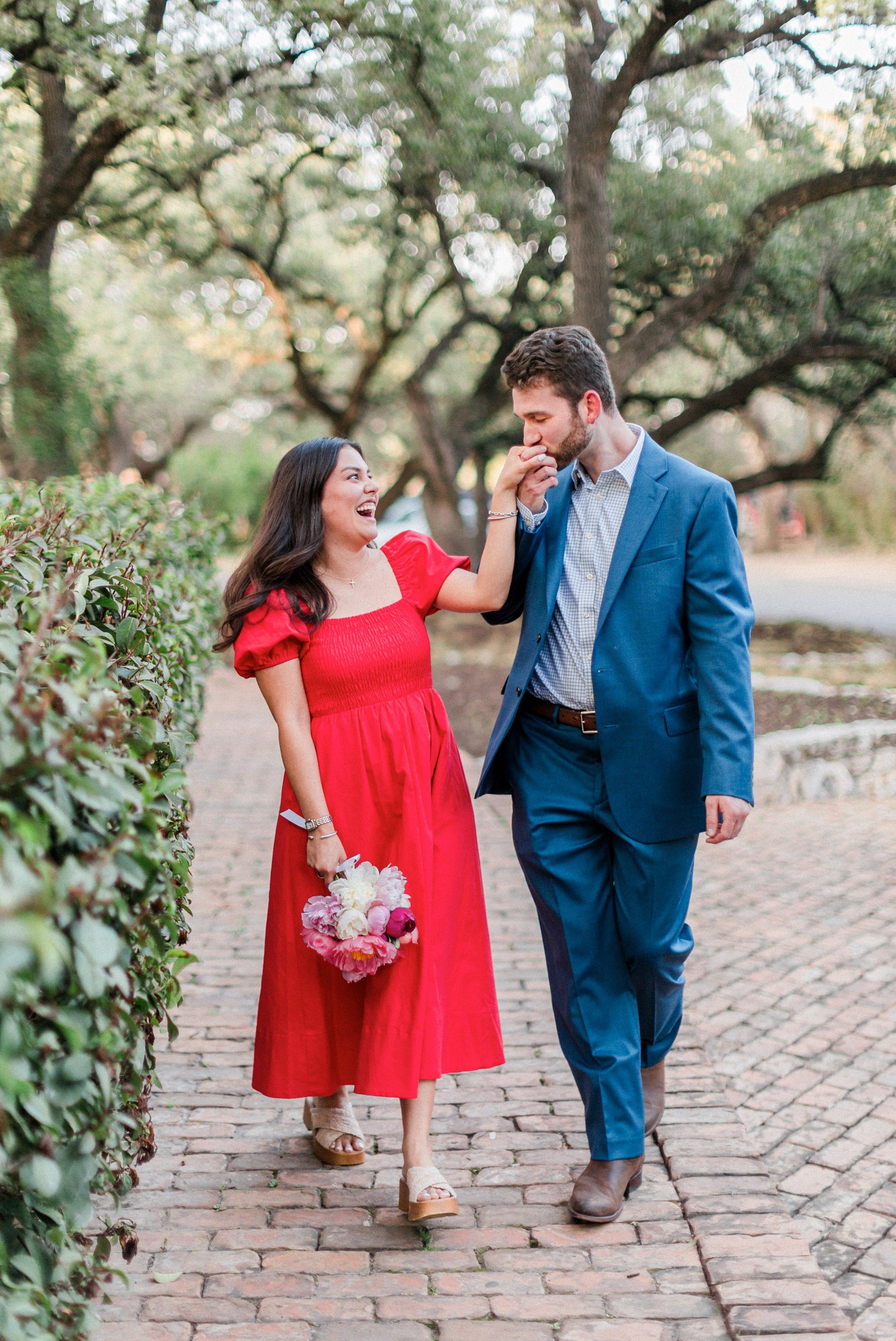 kathryn-ethan-proposal-matties-austin 20.jpg
