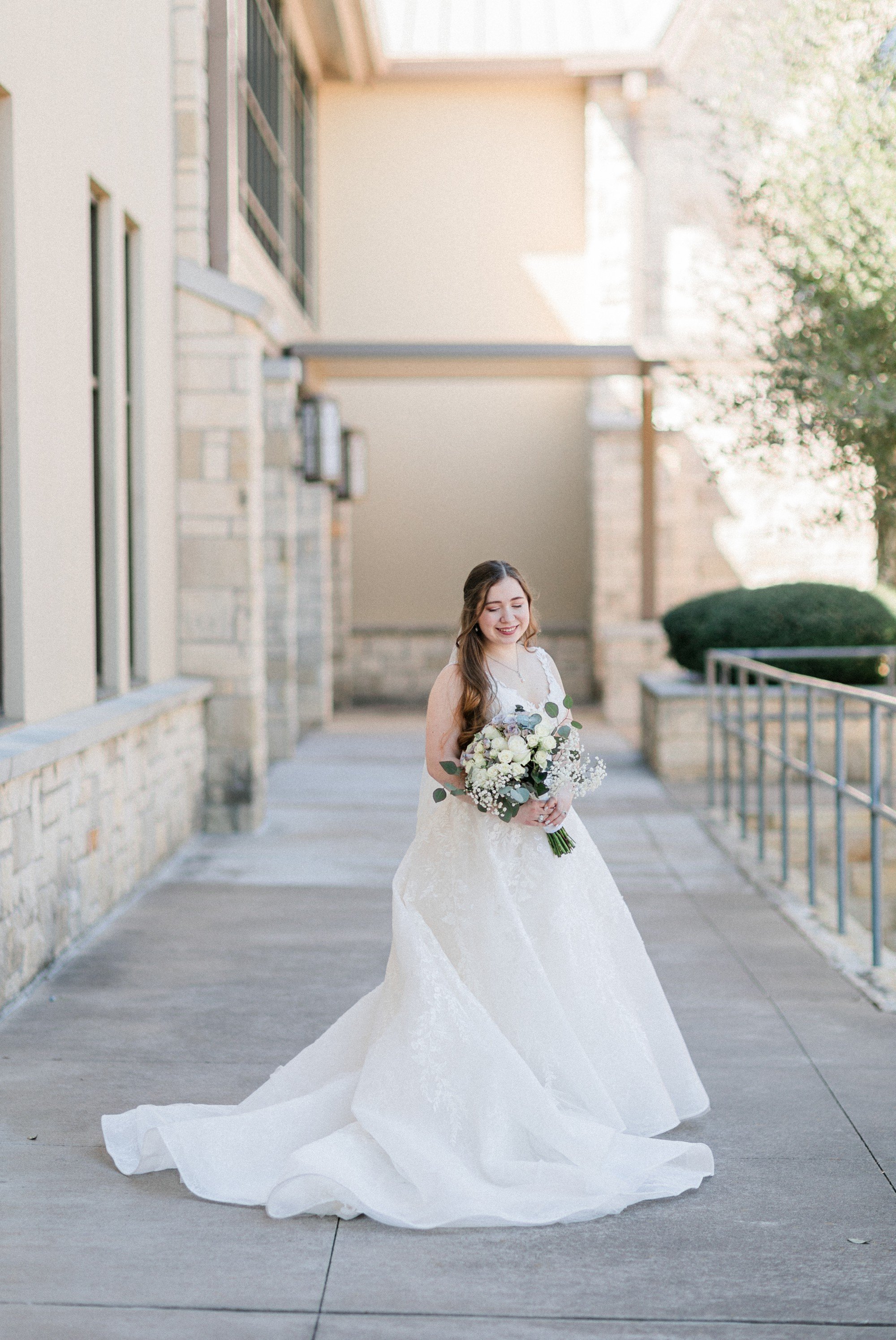 sarah-josh-austin-baptist-church-wedding 14.jpg