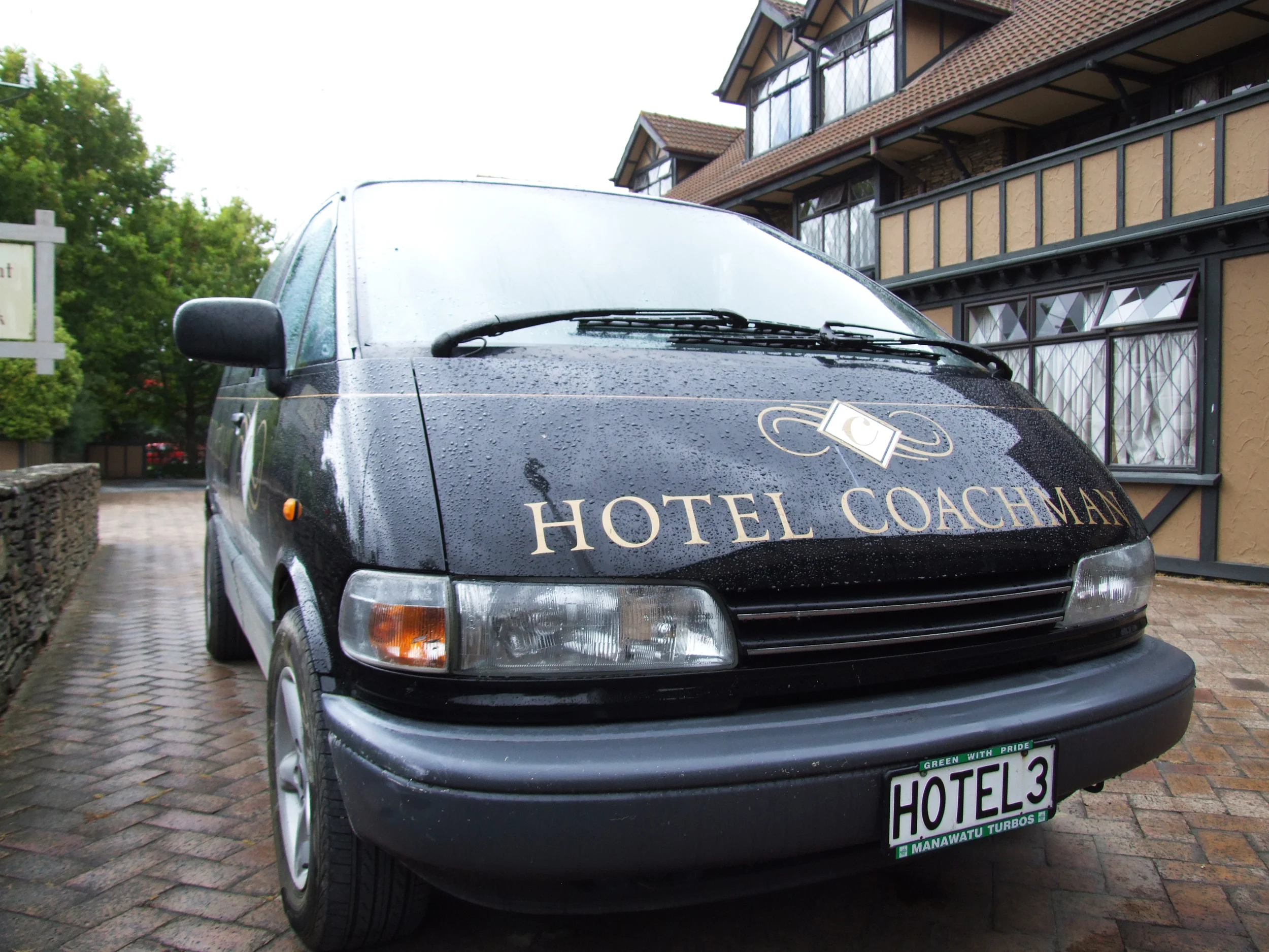 Hotel Coachman Courtesy Coach