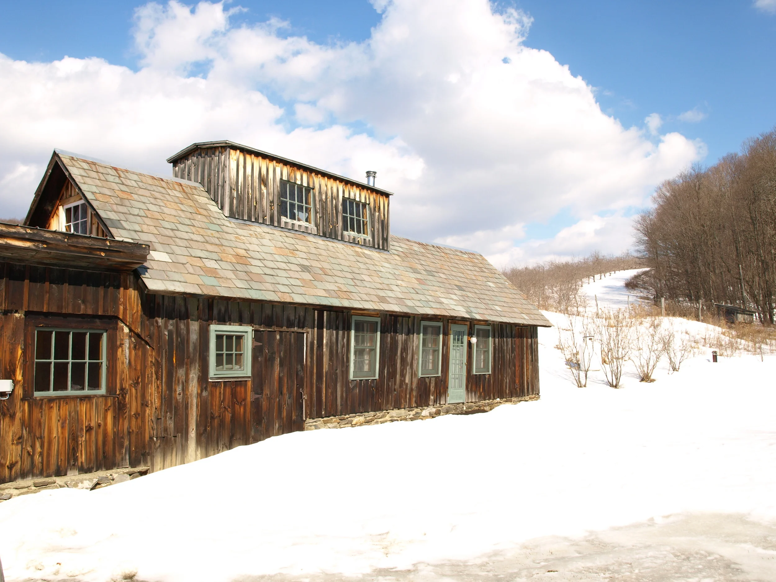 Enjoyed a lovely weekend getaway last weekend to Southern Vermont to get a taste of this year’s Maple Syrup harvest. We stayed in this adorable little cottage, the Sugar House, on the Scott Farm Landtrust, once a functioning sugar shack itself, tucked away among mountain heirloom apple orchards. When life in Maine gets too busy, this for us is the perfect spot.