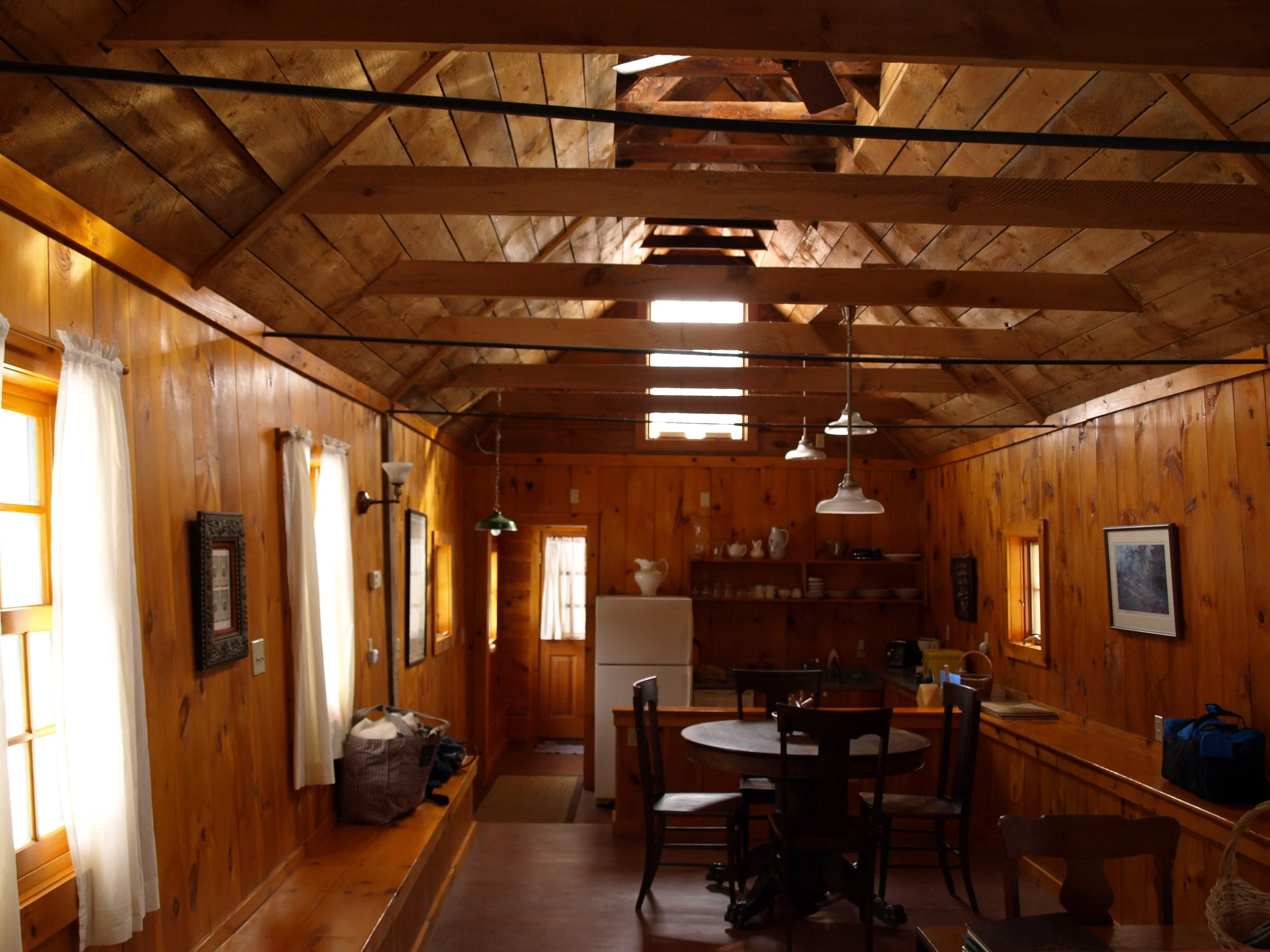 maplesyrupcabin.jpg