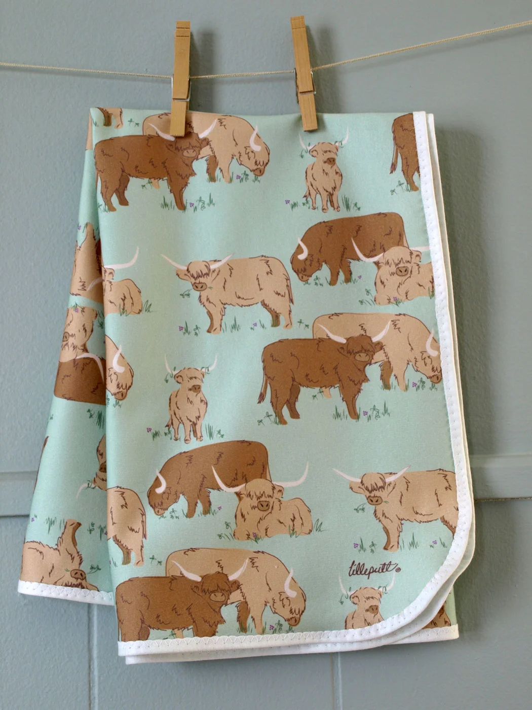 Ryan will say this pattern of Scottish Highland Cattle is inspired solely by his Scottish heritage, which is certainly part of it, but these beautiful creatures have been in my mind long before he came along. At the age of 8 or 9, I had a run in with a docile but intimidating herd of these in the Swedish countryside on our way to the summerhouse. Driving down a long country road, we had to get out to open and close a number of farmer's gates. In one section, a herd had placed themselves right on the narrow road, and I was terrified as my mom had to get in and out of the car to navigate them, and the gates. After a harrowing ride (in my opinion), we arrived safely at the summerhouse, only to realized Mormor had forgotten the key... and we had to make the trip two more times. Needless to say, I was not happy about it, but I've been intrigued by the longhorn cattle ever since.