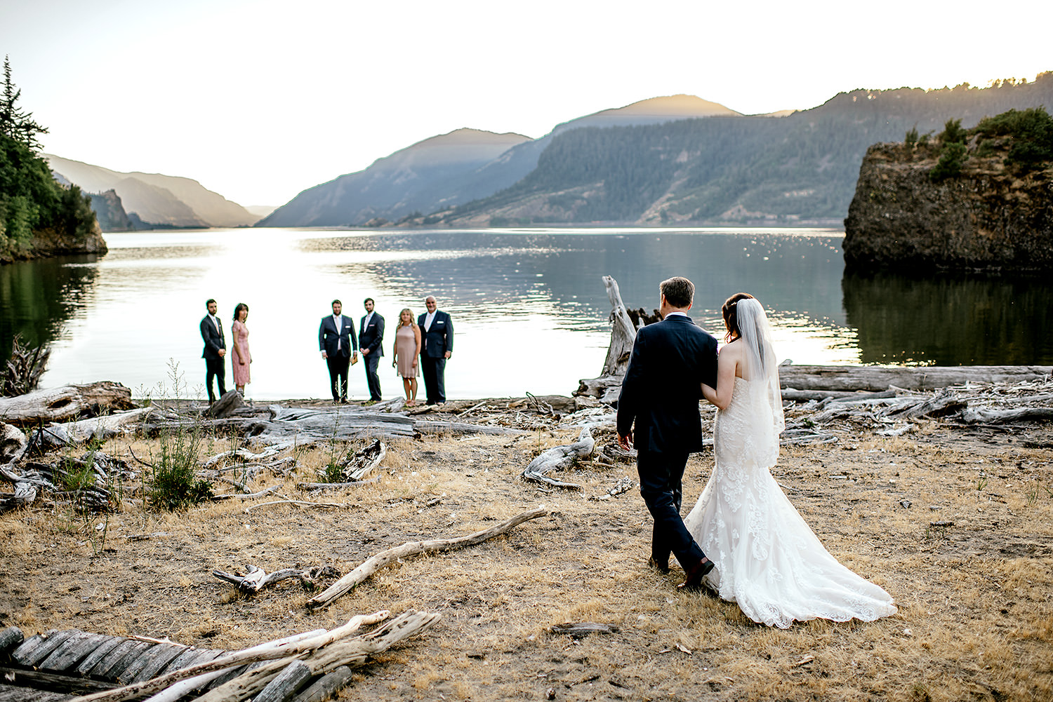 B&T_ELOPE_322.jpg