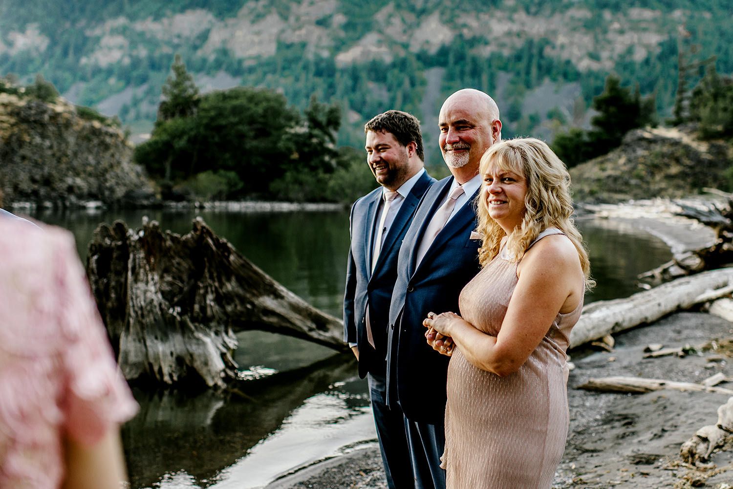 B&T_ELOPE_375.jpg