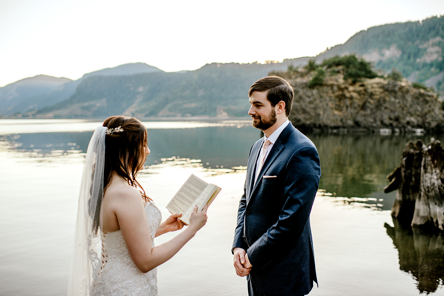 B&T_ELOPE_385.jpg