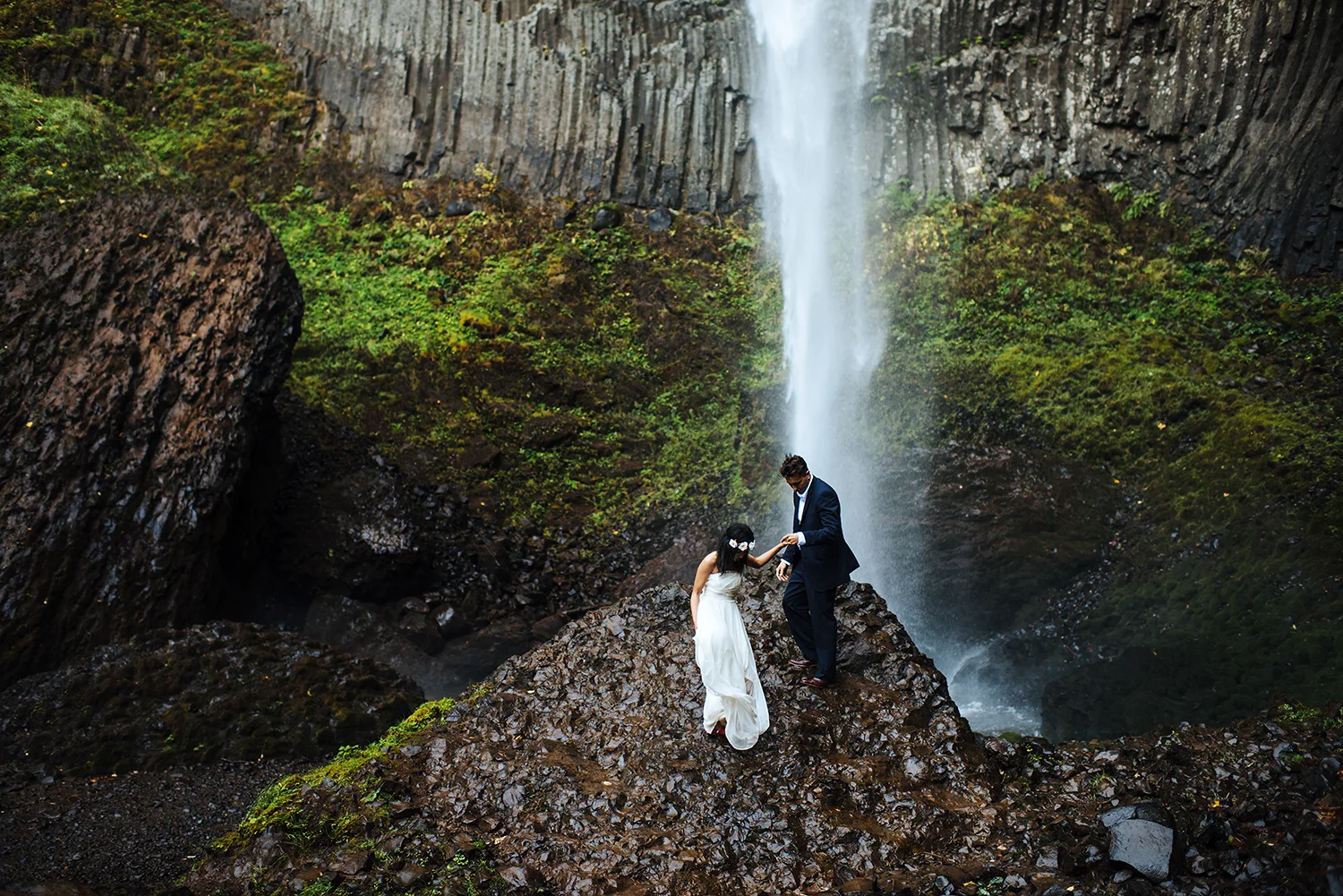 Latourell Falls Engagement | Nick + Essie