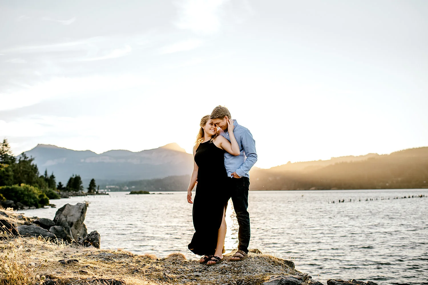 Portland_Oregon_Photographer_Latourell_Falls_Engagement037.jpg