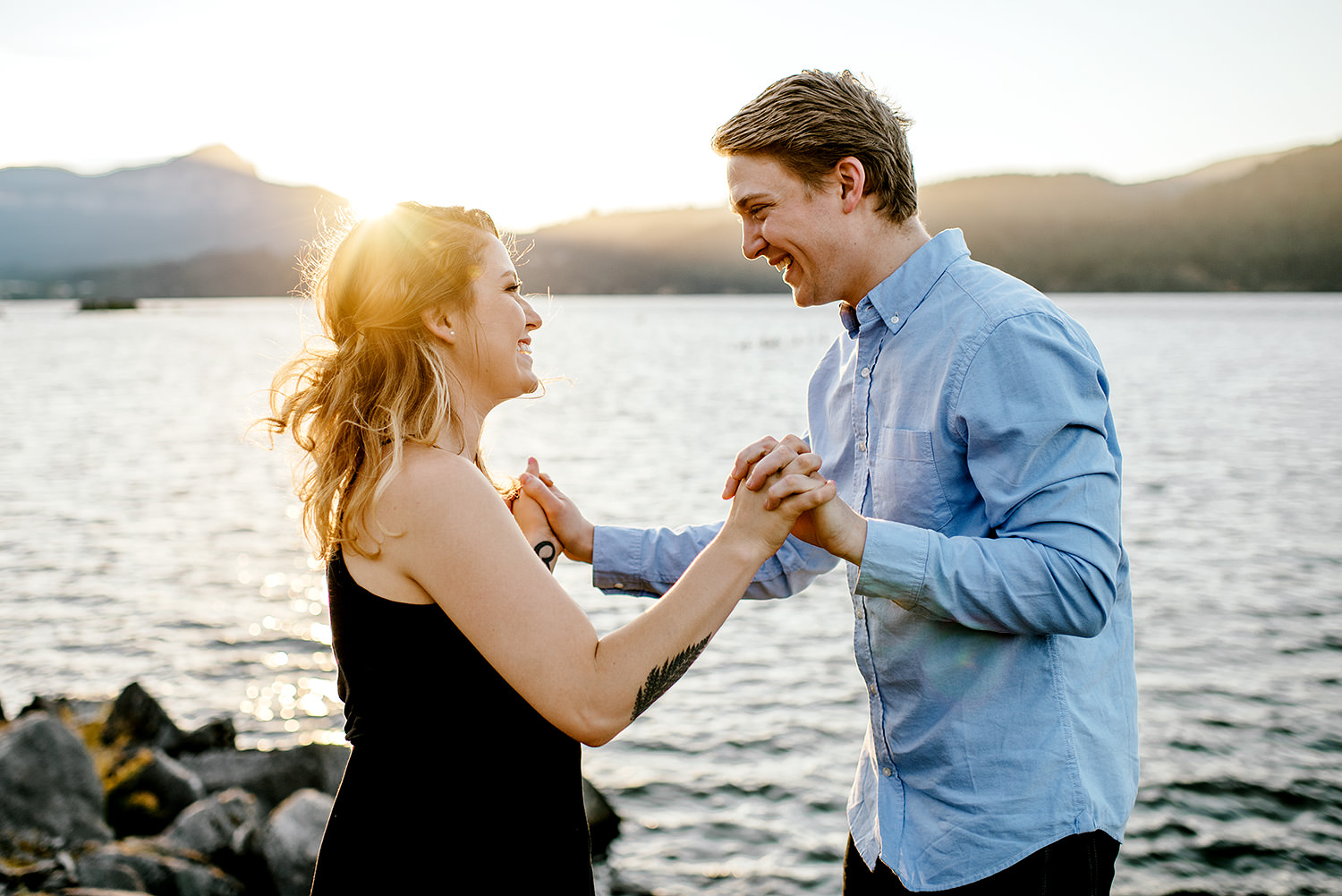 Portland_Oregon_Photographer_Latourell_Falls_Engagement041.jpg