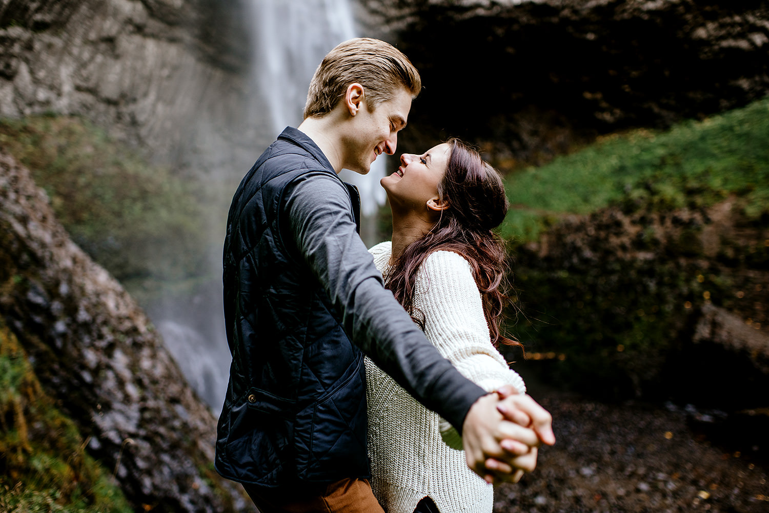 columbia-river-gorge-engagement-photos-Portland-Oregon-Photographer062.jpg