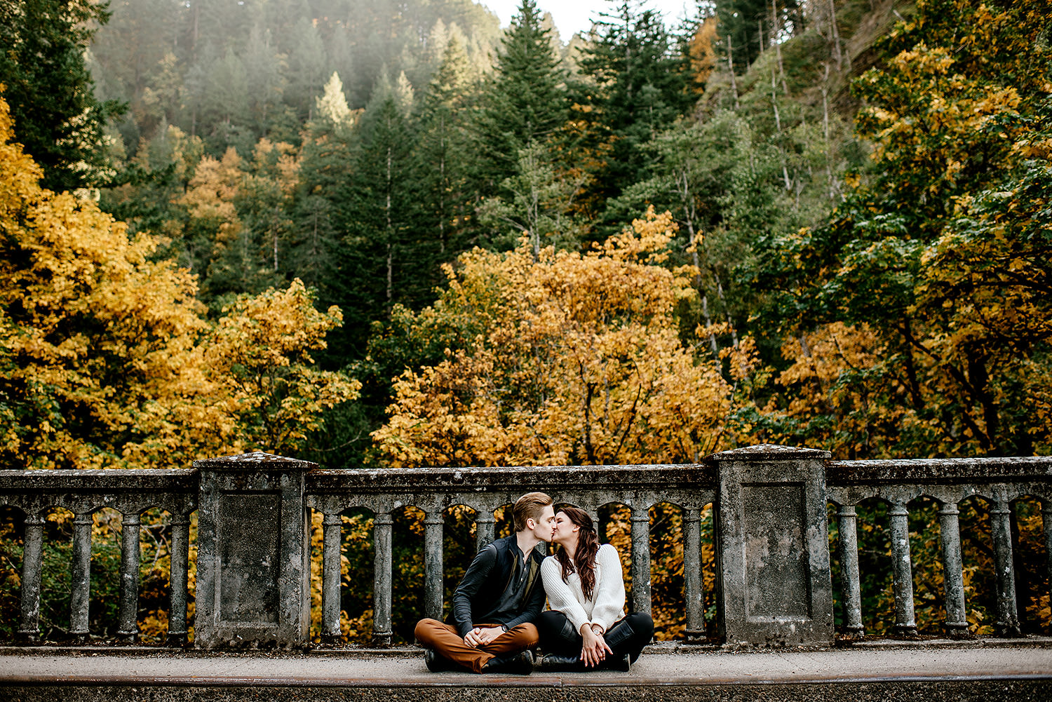 columbia-river-gorge-engagement-photos-Portland-Oregon-Photographer101.jpg