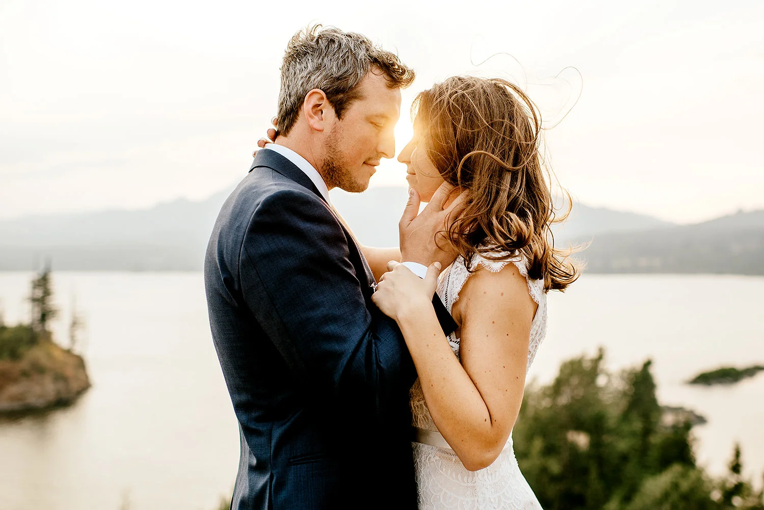 Columbia-River-Gorge-Elopement-Portland-Oregon-Wedding-Photographer-749.jpg