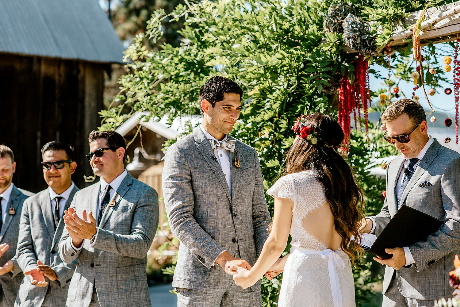Tin-roof-Barn-wedding-Portland-Oregon-wedding-photographer-0392.jpg